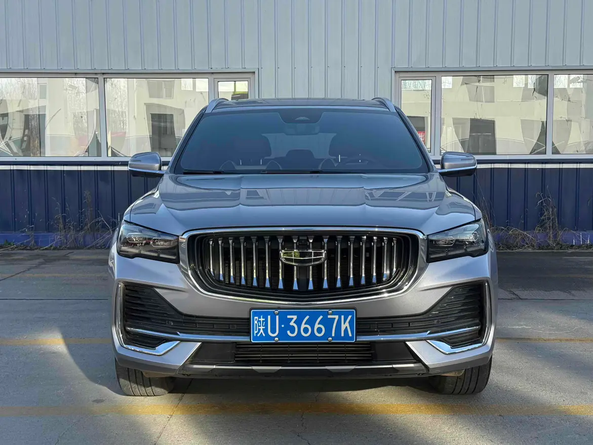 Geely Monjaro (Xingyue L)  из Китая
