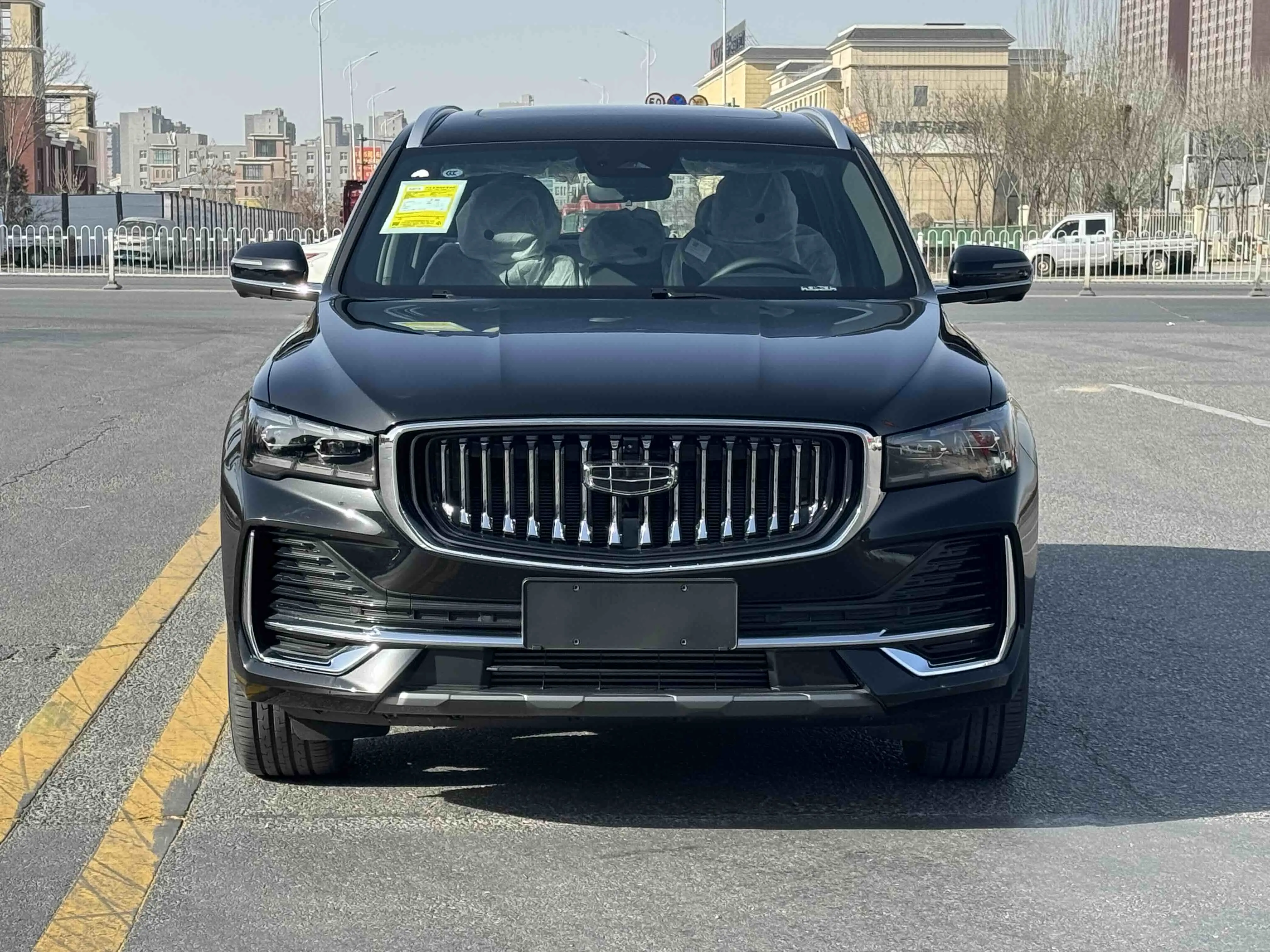 Geely Monjaro (Xingyue L)  из Китая