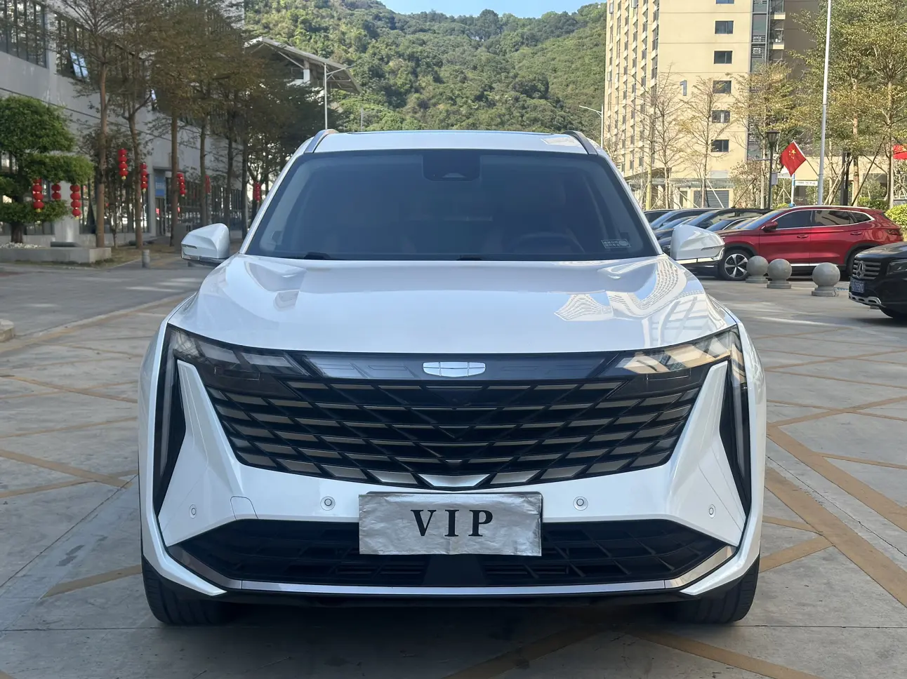 Geely Atlas L (Boyue L)  из Китая