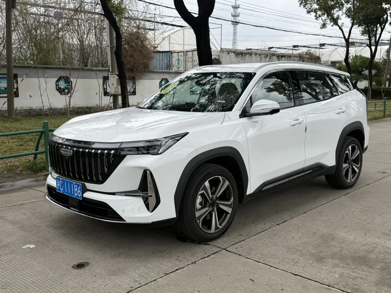 Geely Atlas L (Boyue L)  из Китая