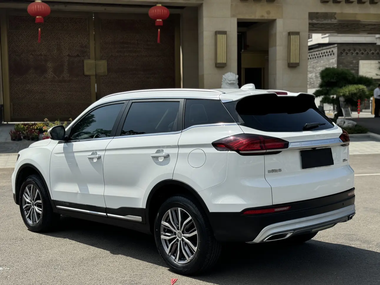 Geely Atlas (Boyue)  из Китая