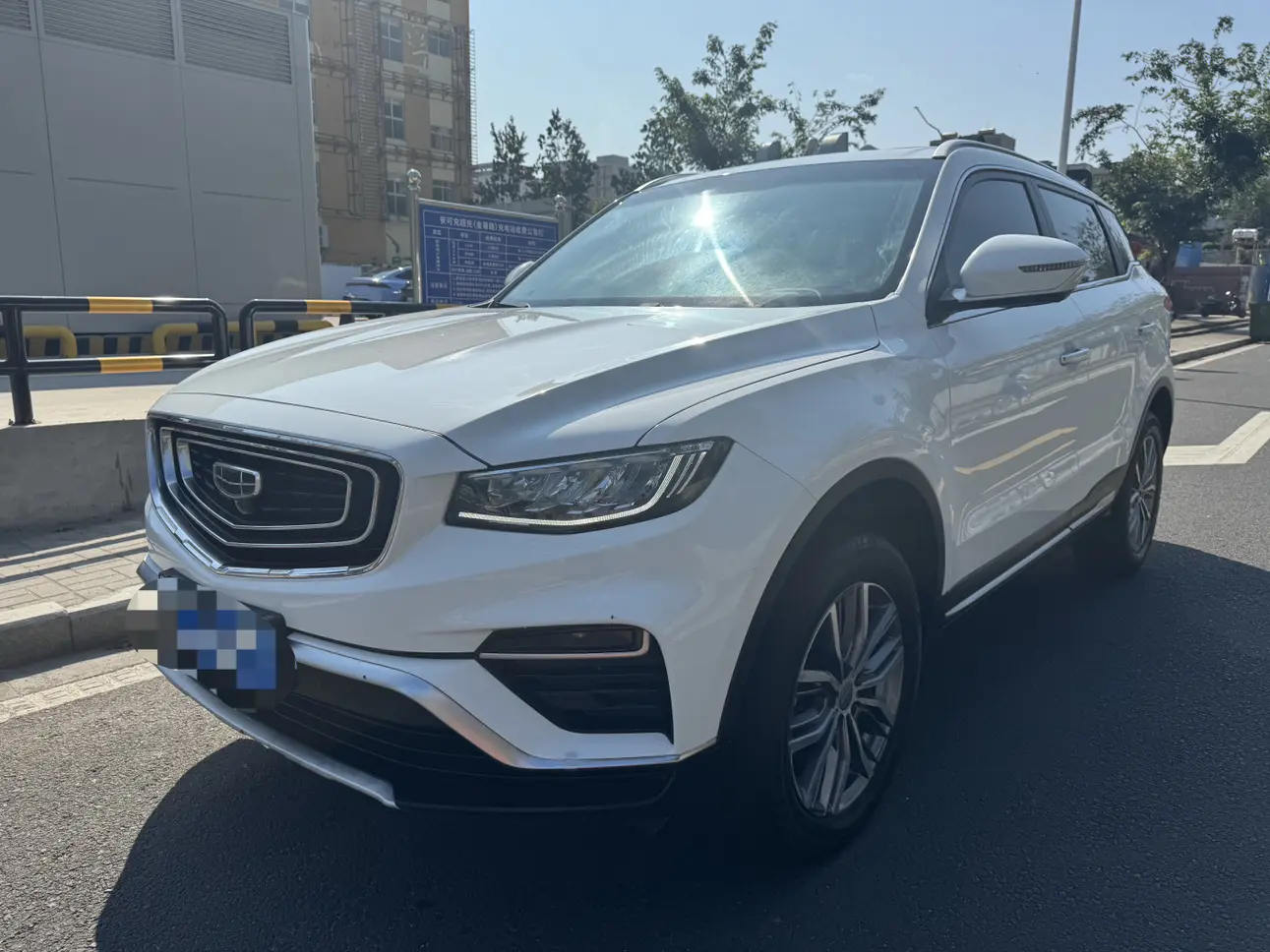 Geely Atlas (Boyue)  из Китая