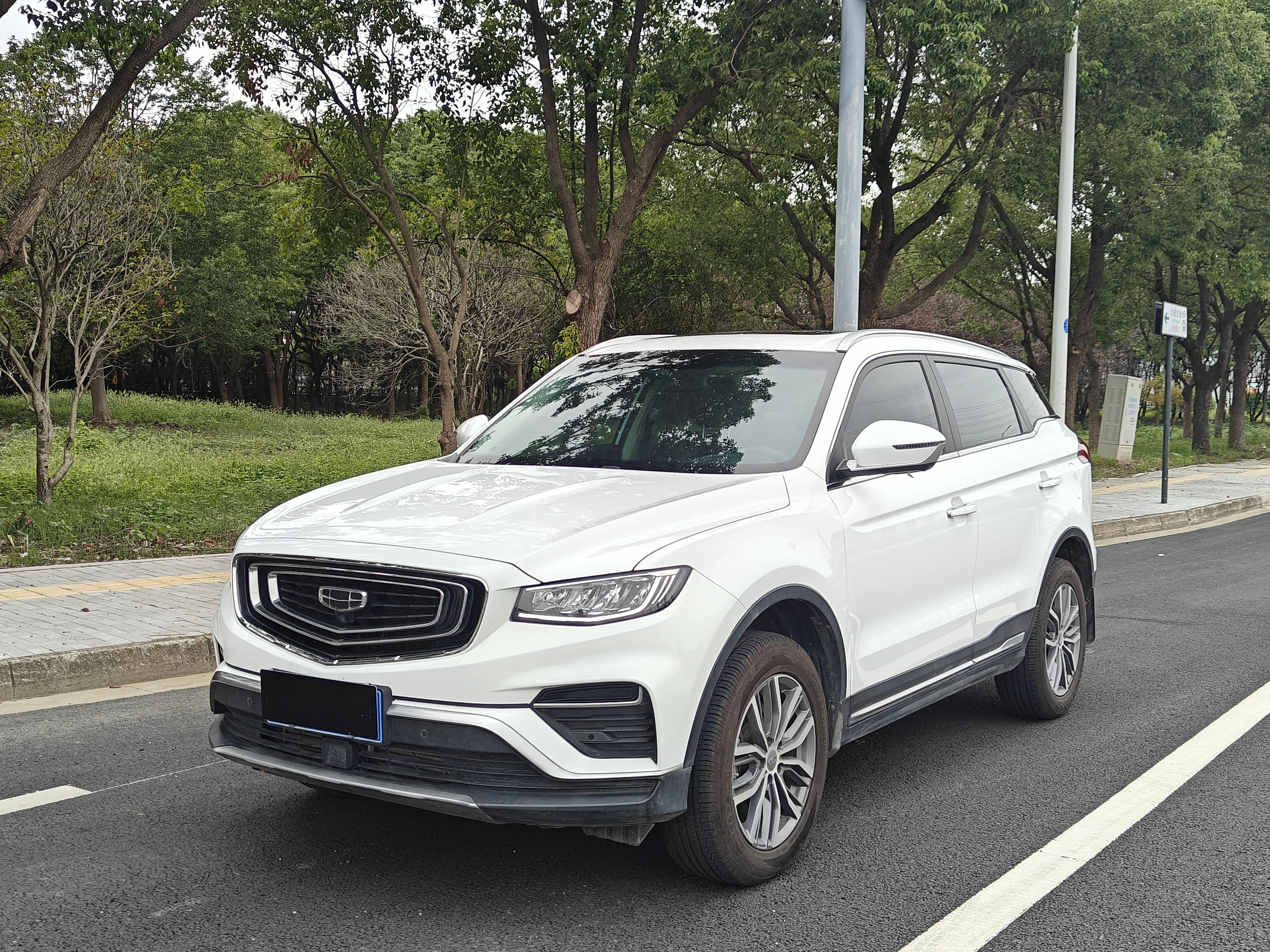 Geely Atlas (Boyue)  из Китая