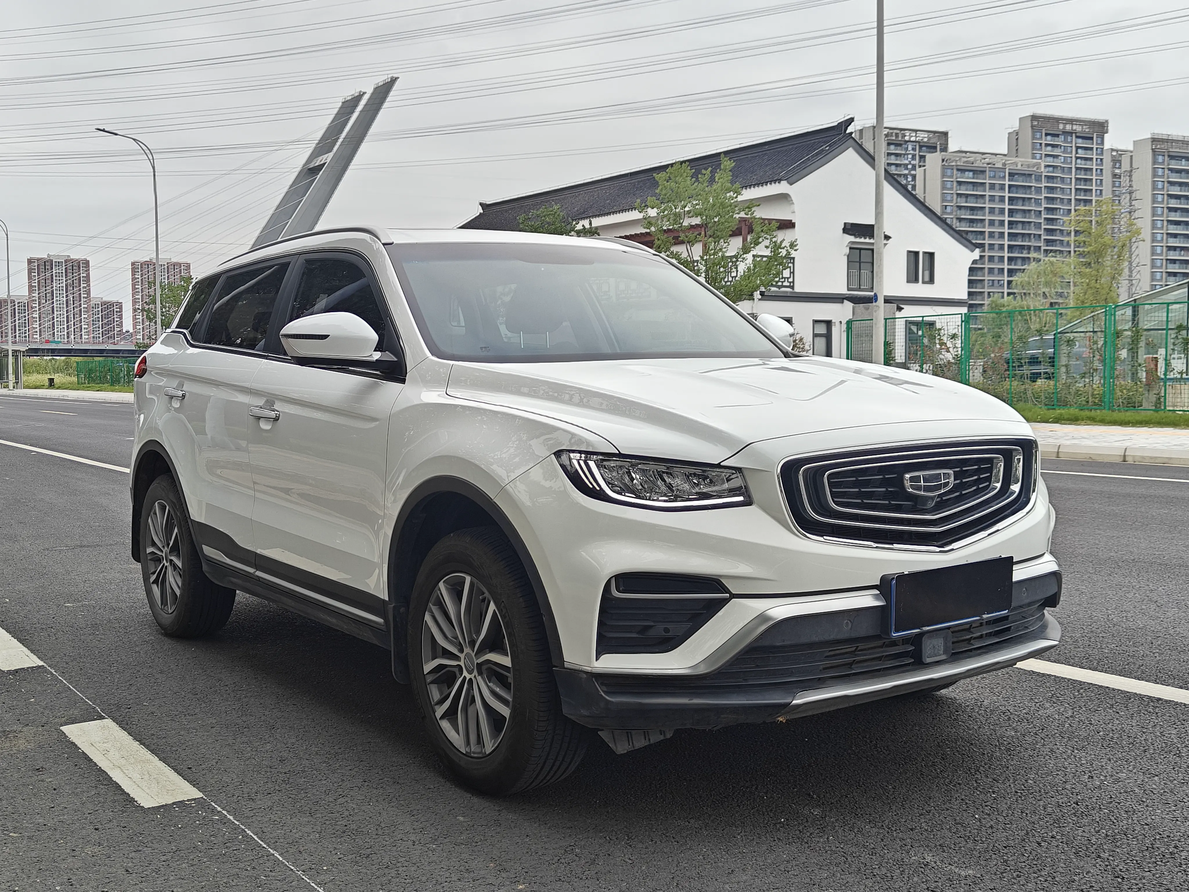Geely Atlas (Boyue)  из Китая