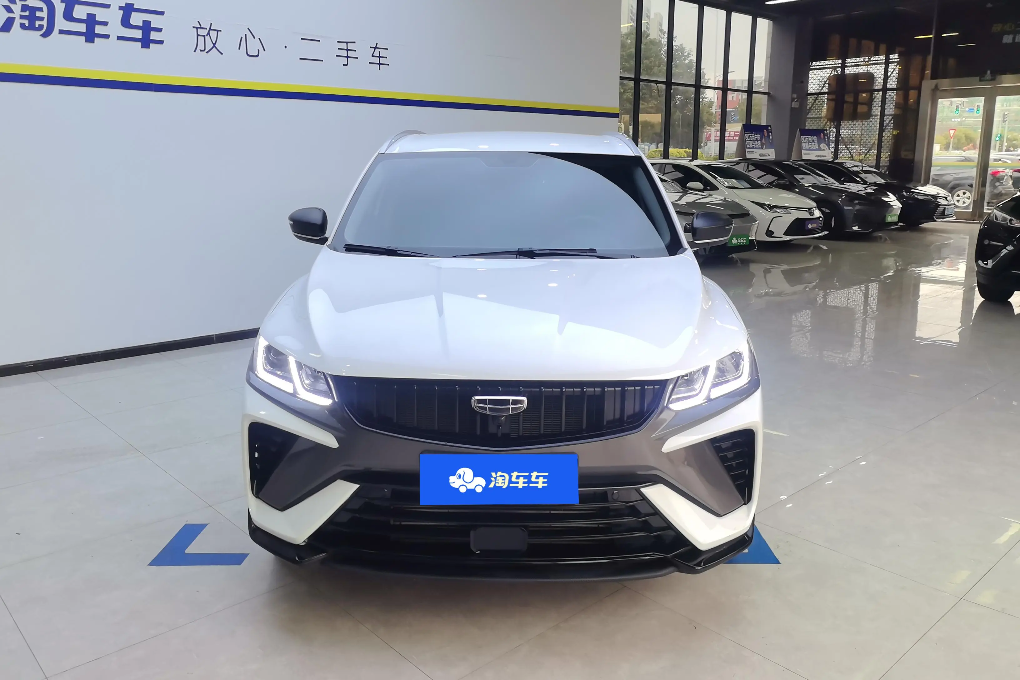 Geely Coolray SX11 (Binyue)  из Китая