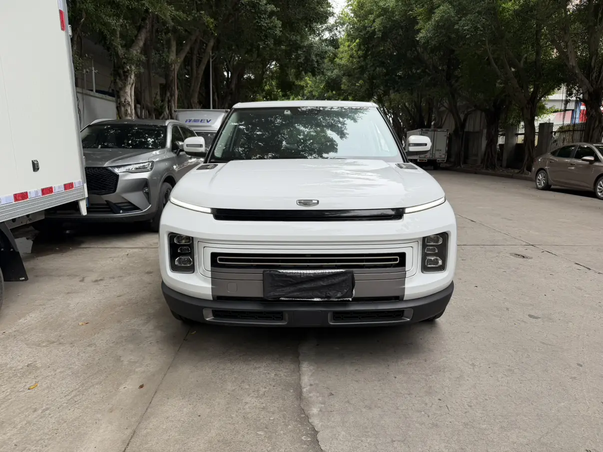 Geely ICON  из Китая