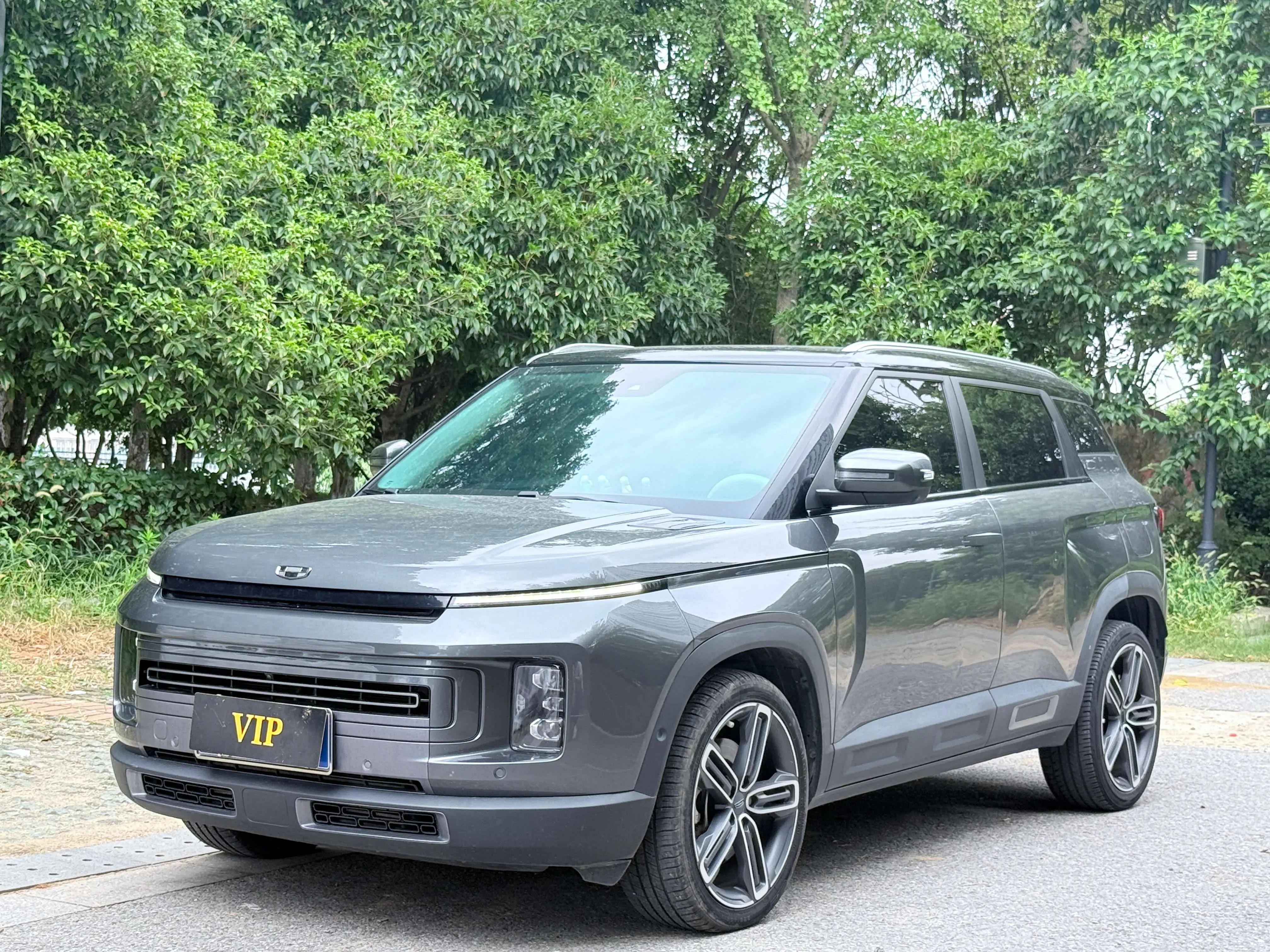 Geely ICON  из Китая