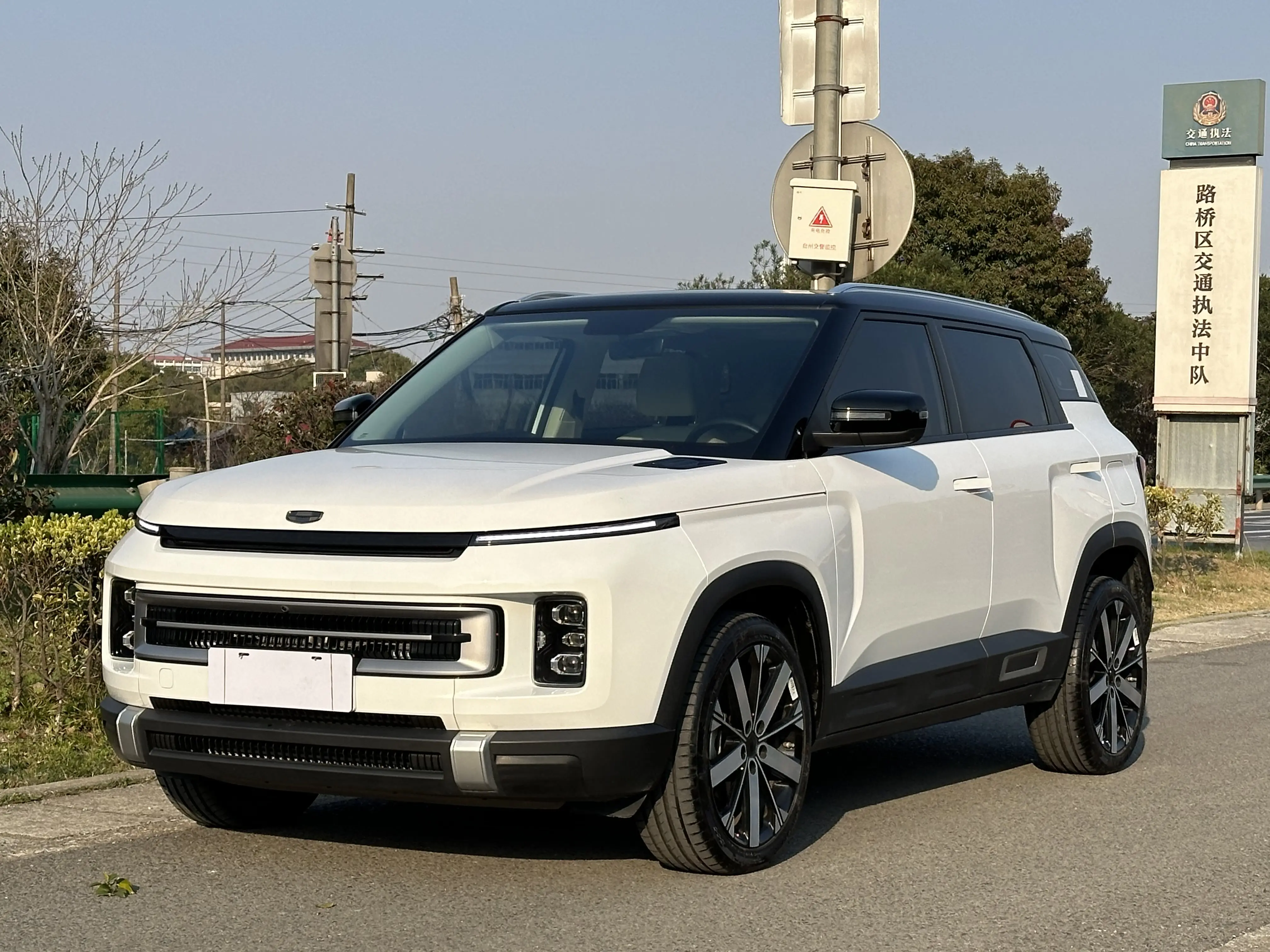 Geely ICON  из Китая