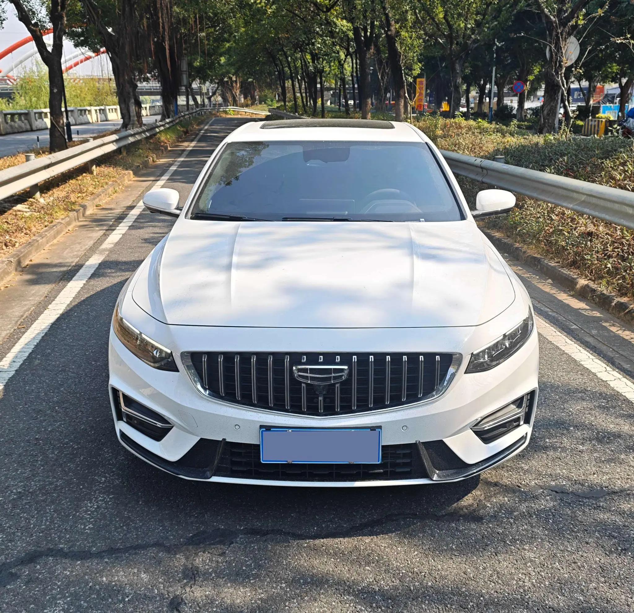 Geely Xing Rui  из Китая