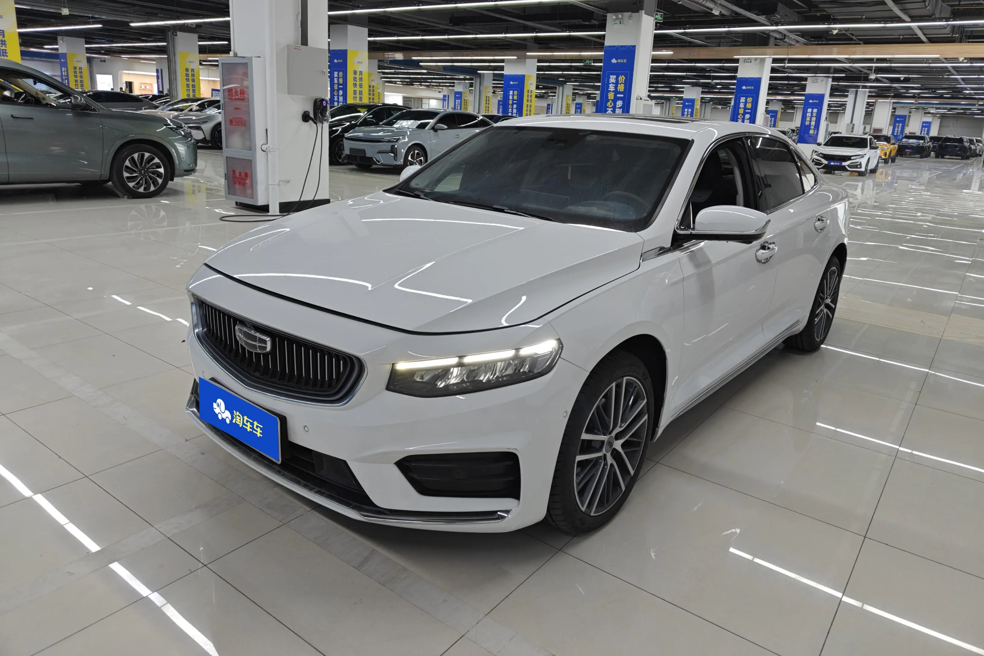 Geely Xing Rui  из Китая
