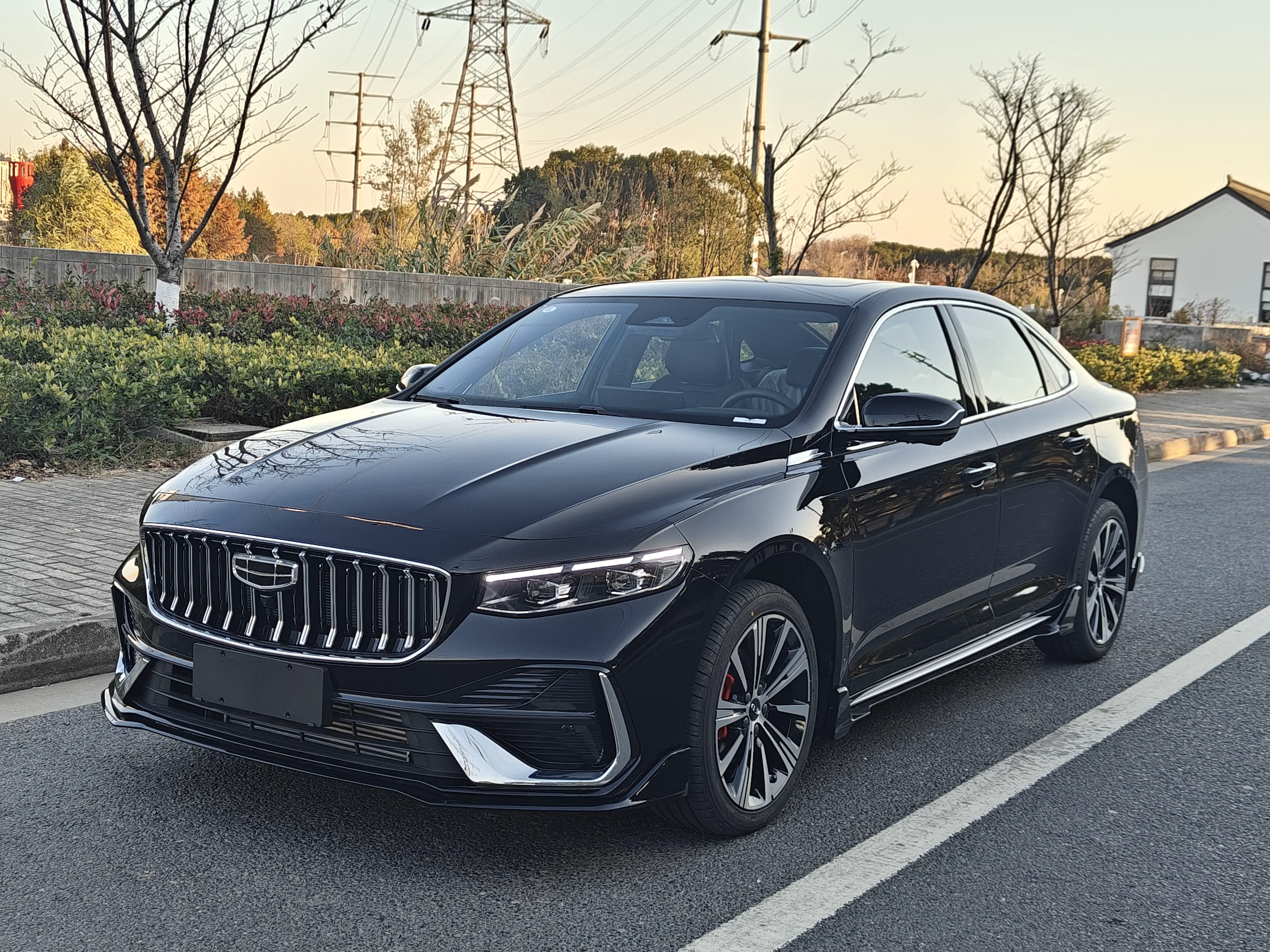 Geely Xing Rui  из Китая