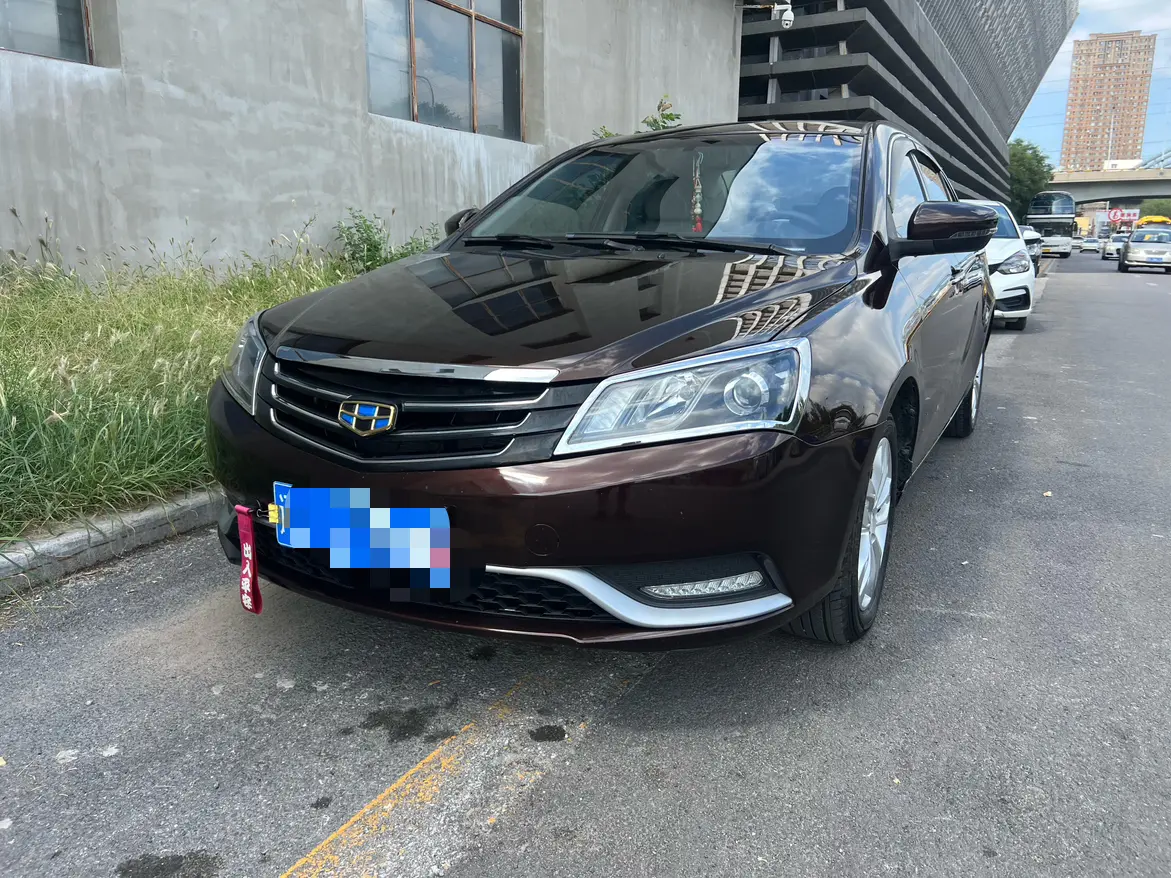 Geely Emgrand  из Китая