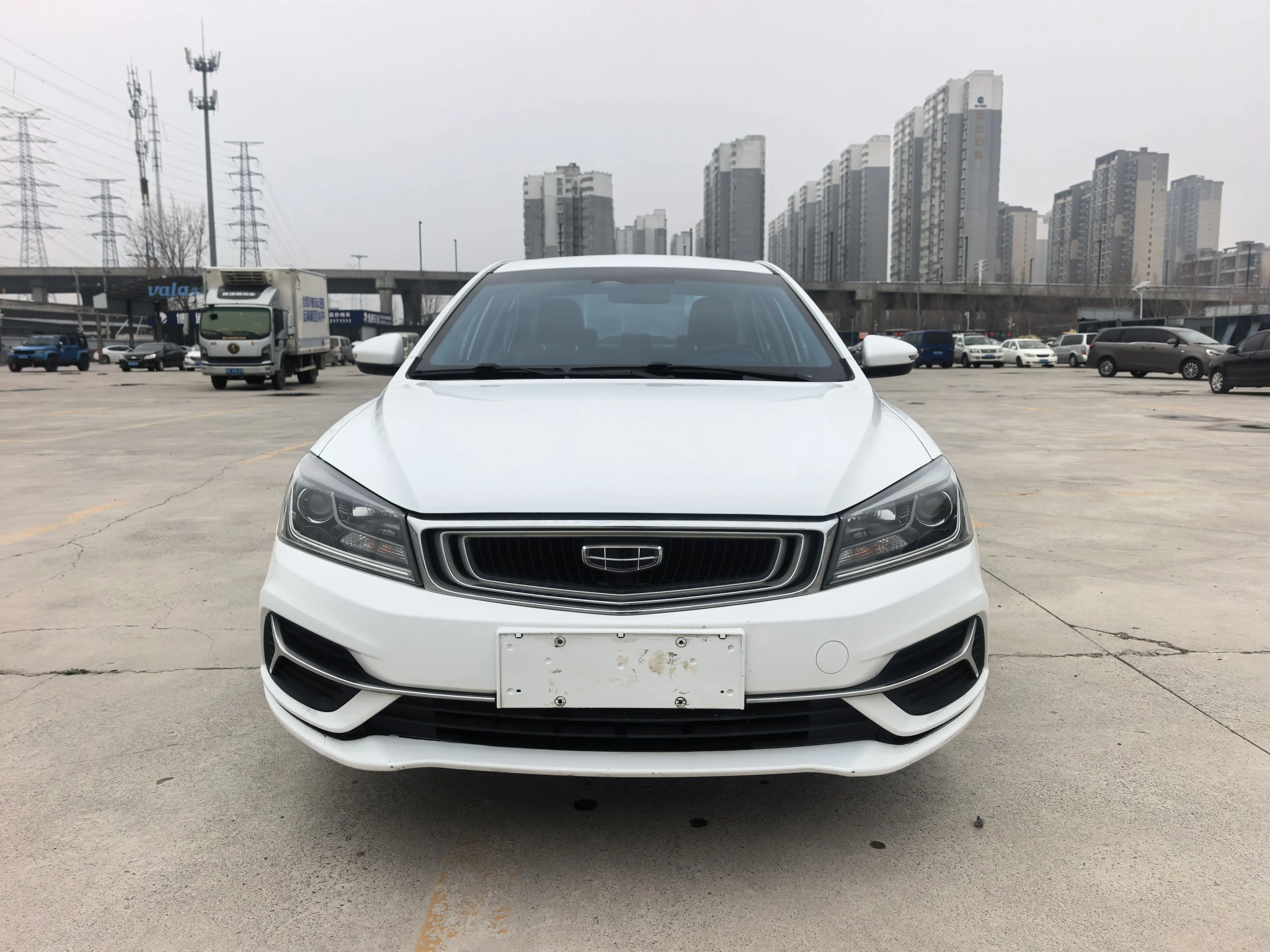 Geely Emgrand  из Китая