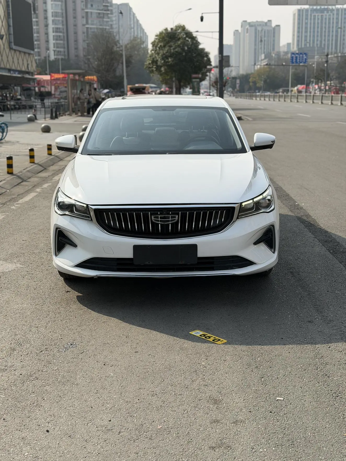 Geely Emgrand  из Китая