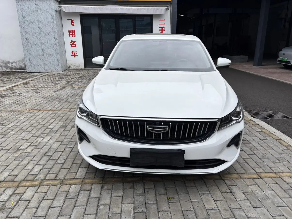Geely Emgrand  из Китая