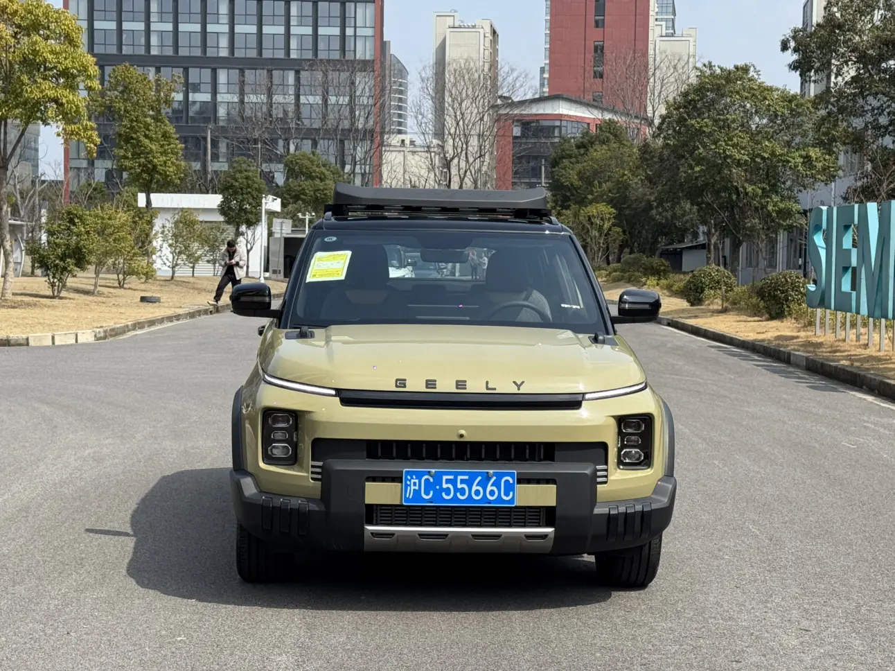 Geely Cowboy  из Китая