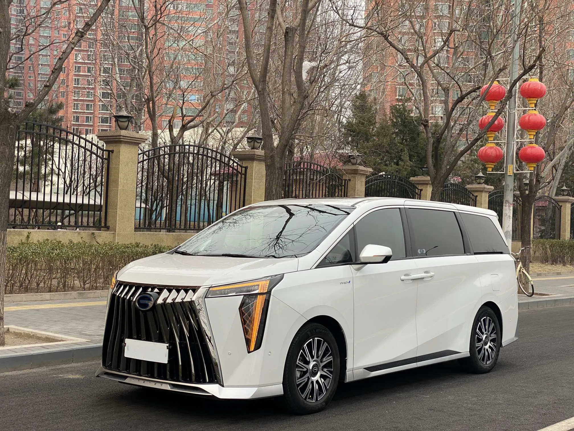 GAC Trumpchi E9 PHEV  из Китая