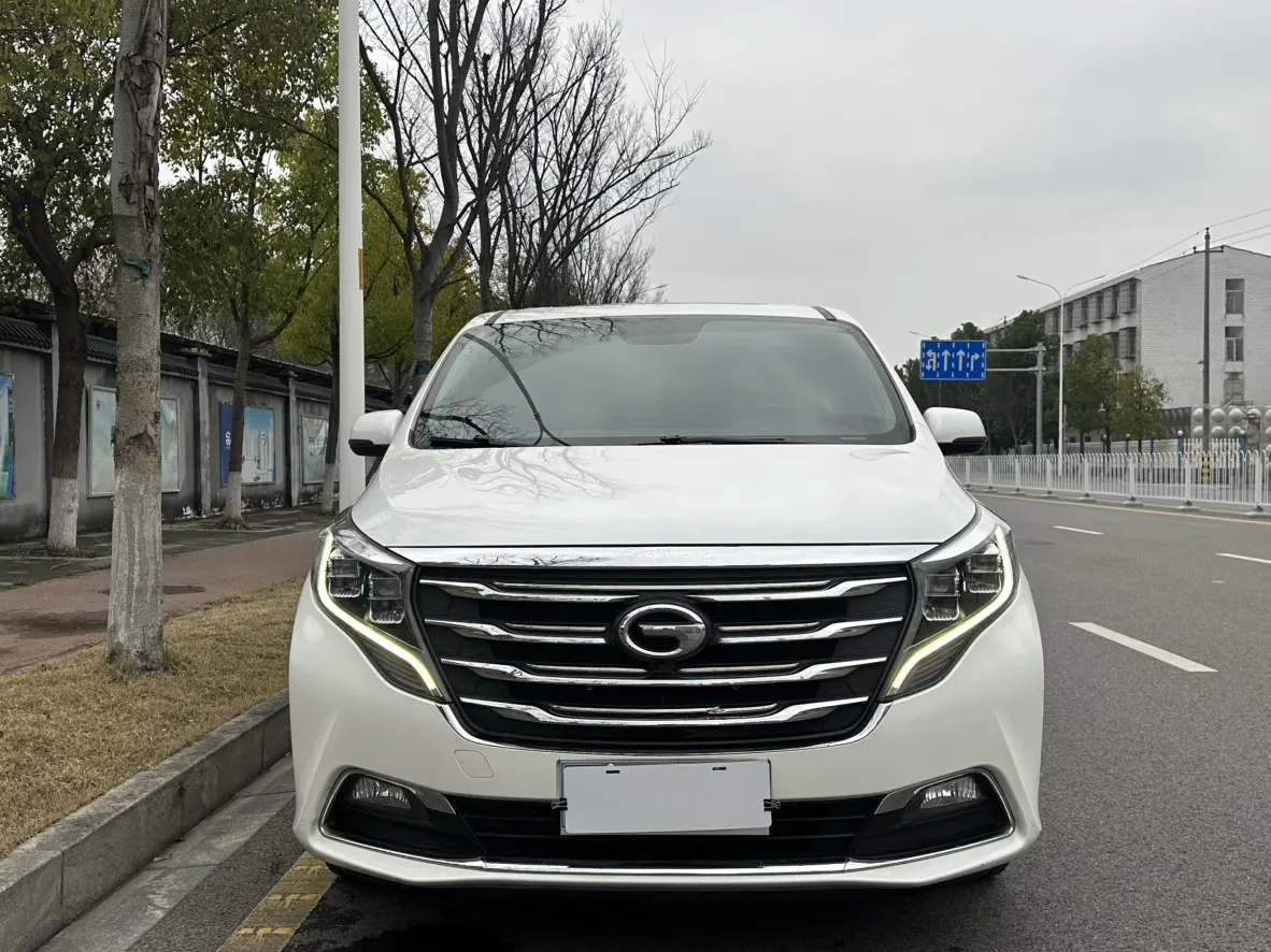 GAC Trumpchi M8  из Китая