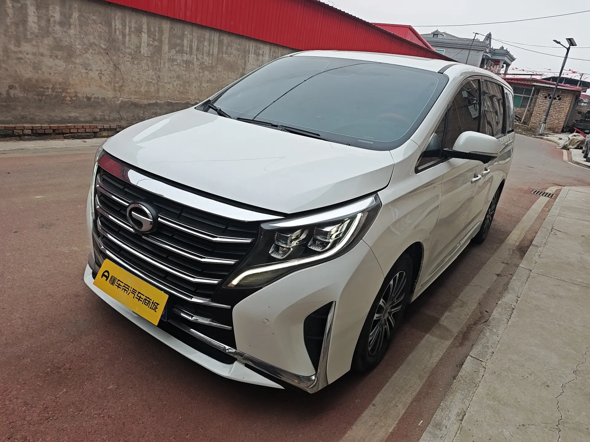 GAC Trumpchi M8  из Китая
