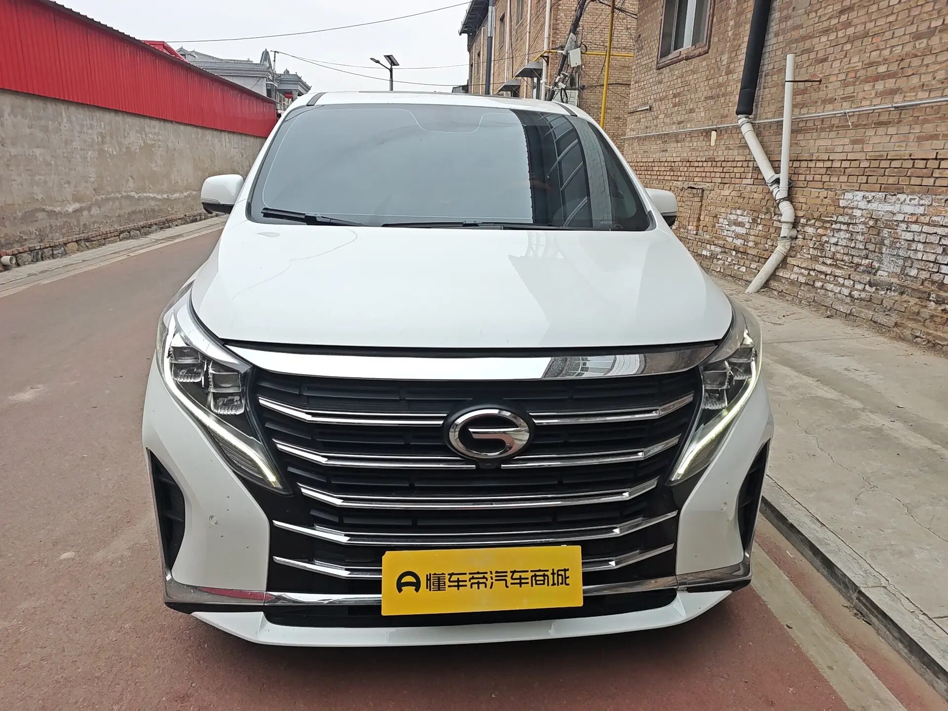 GAC Trumpchi M8  из Китая