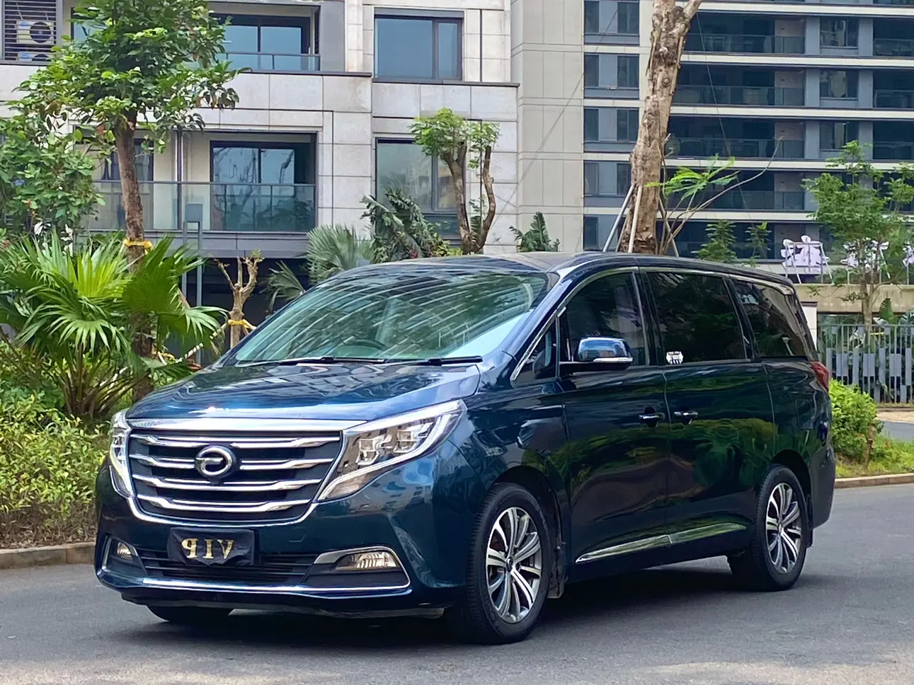 GAC Trumpchi M8  из Китая