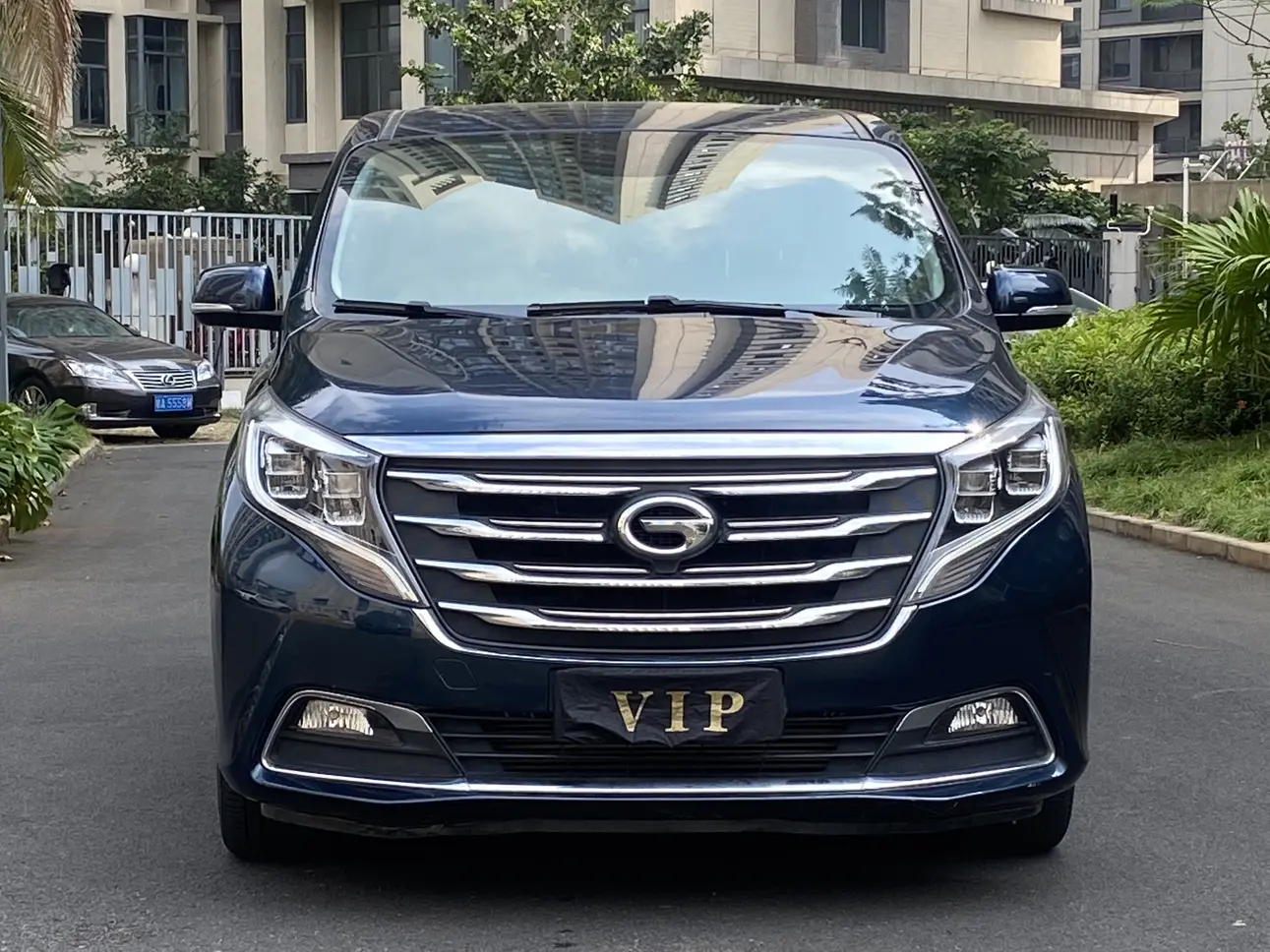 GAC Trumpchi M8  из Китая