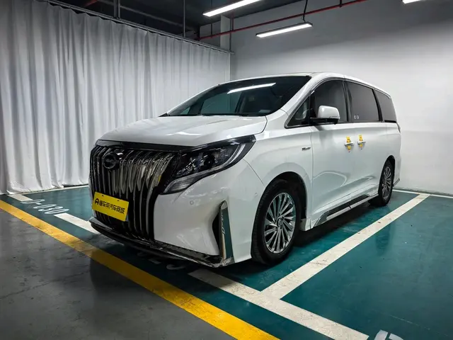 GAC Trumpchi M8  из Китая