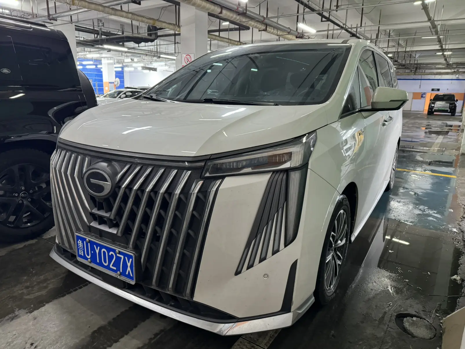 GAC Trumpchi M8  из Китая