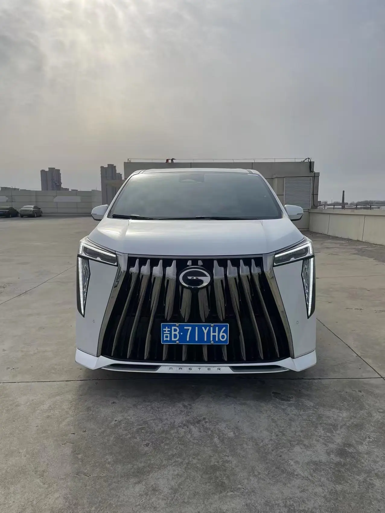 GAC Trumpchi M8  из Китая