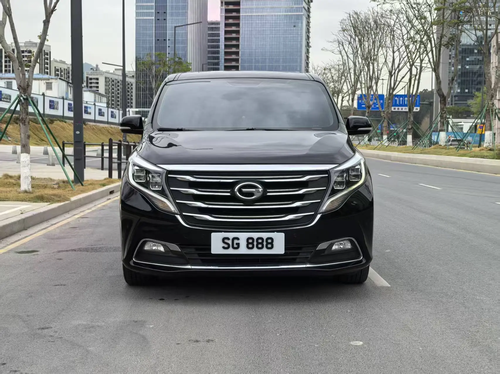 GAC Trumpchi M8  из Китая