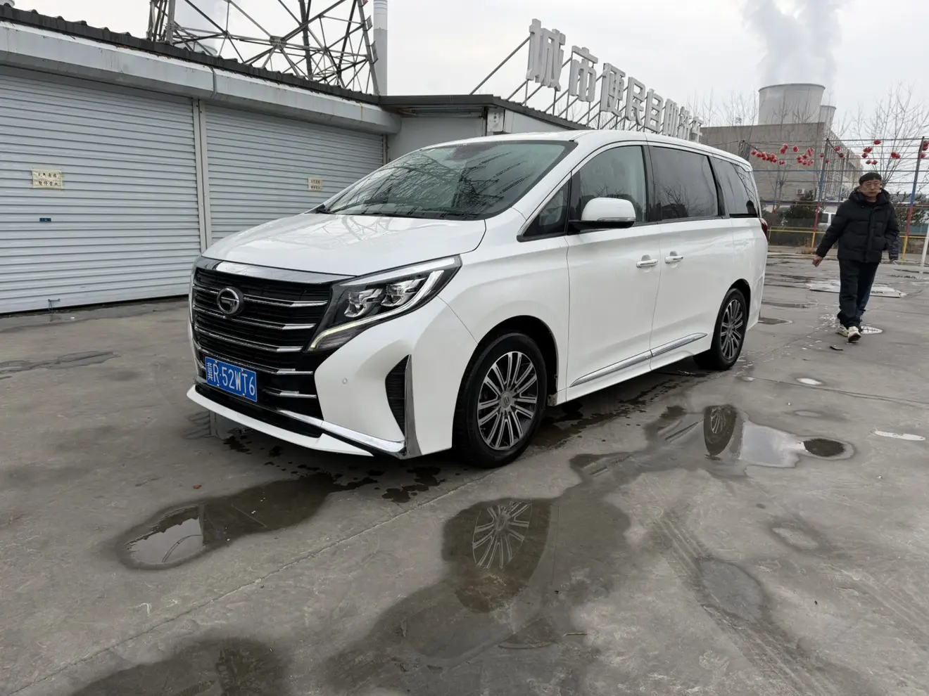 GAC Trumpchi M8  из Китая