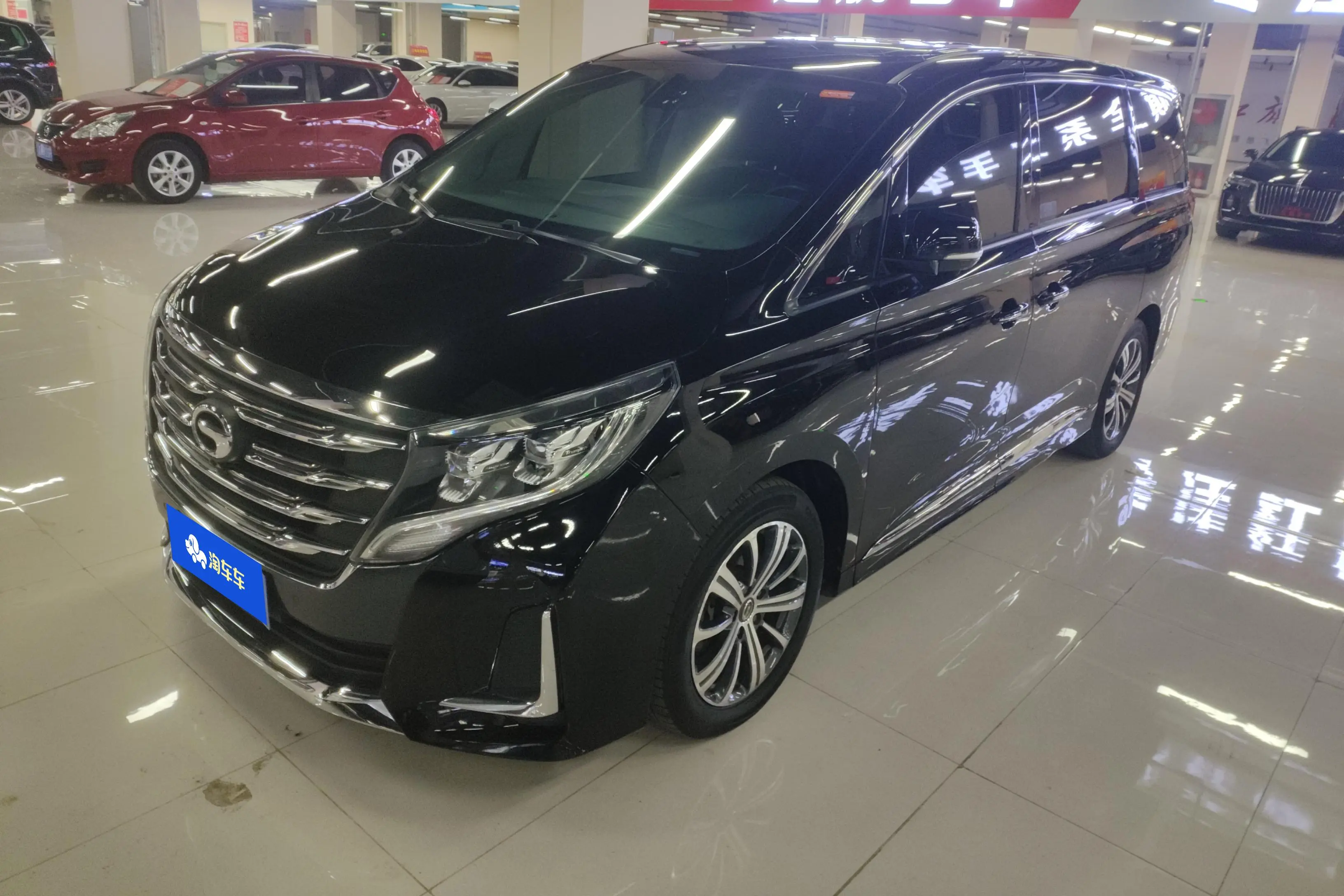 GAC Trumpchi M8  из Китая