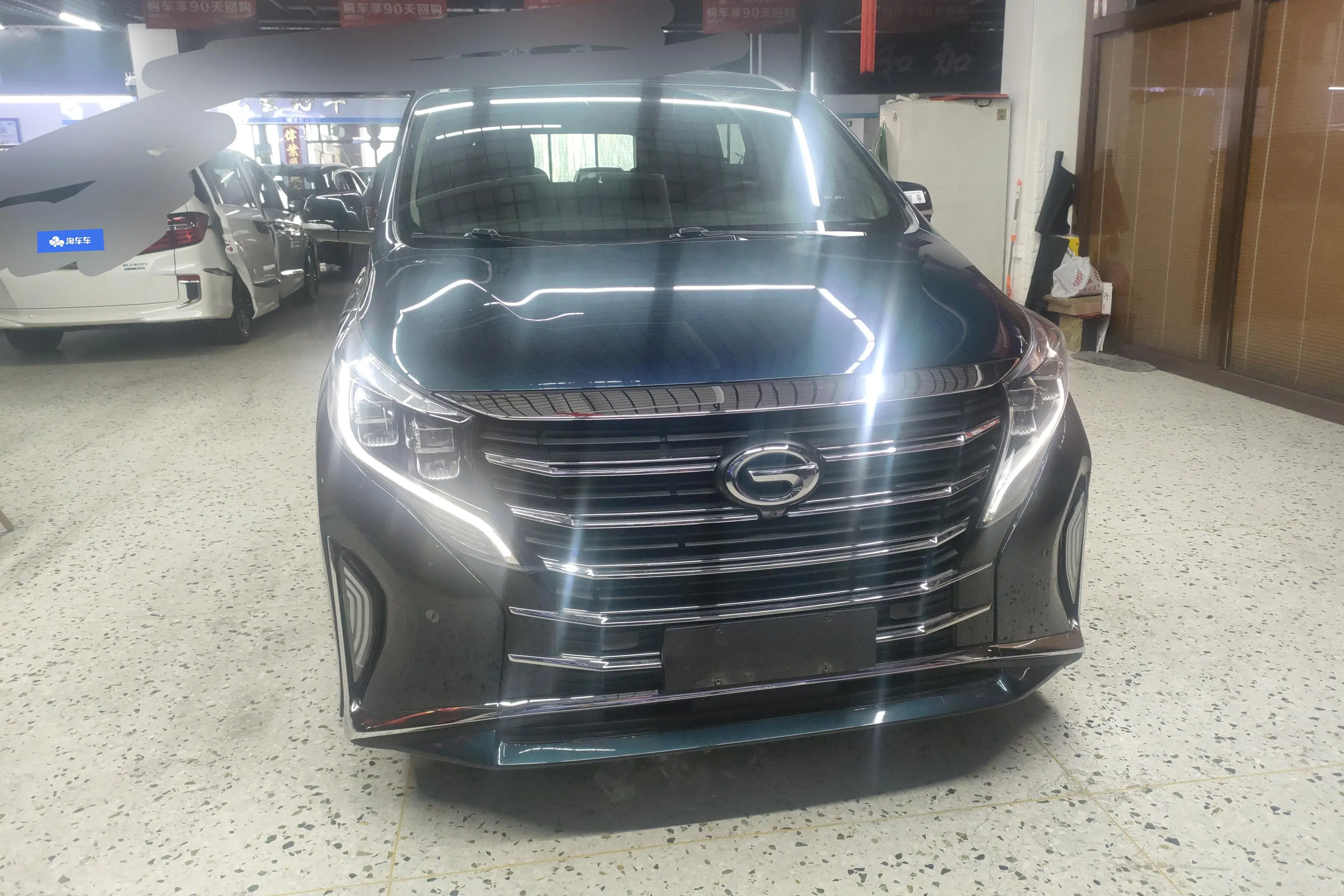 GAC Trumpchi M8  из Китая
