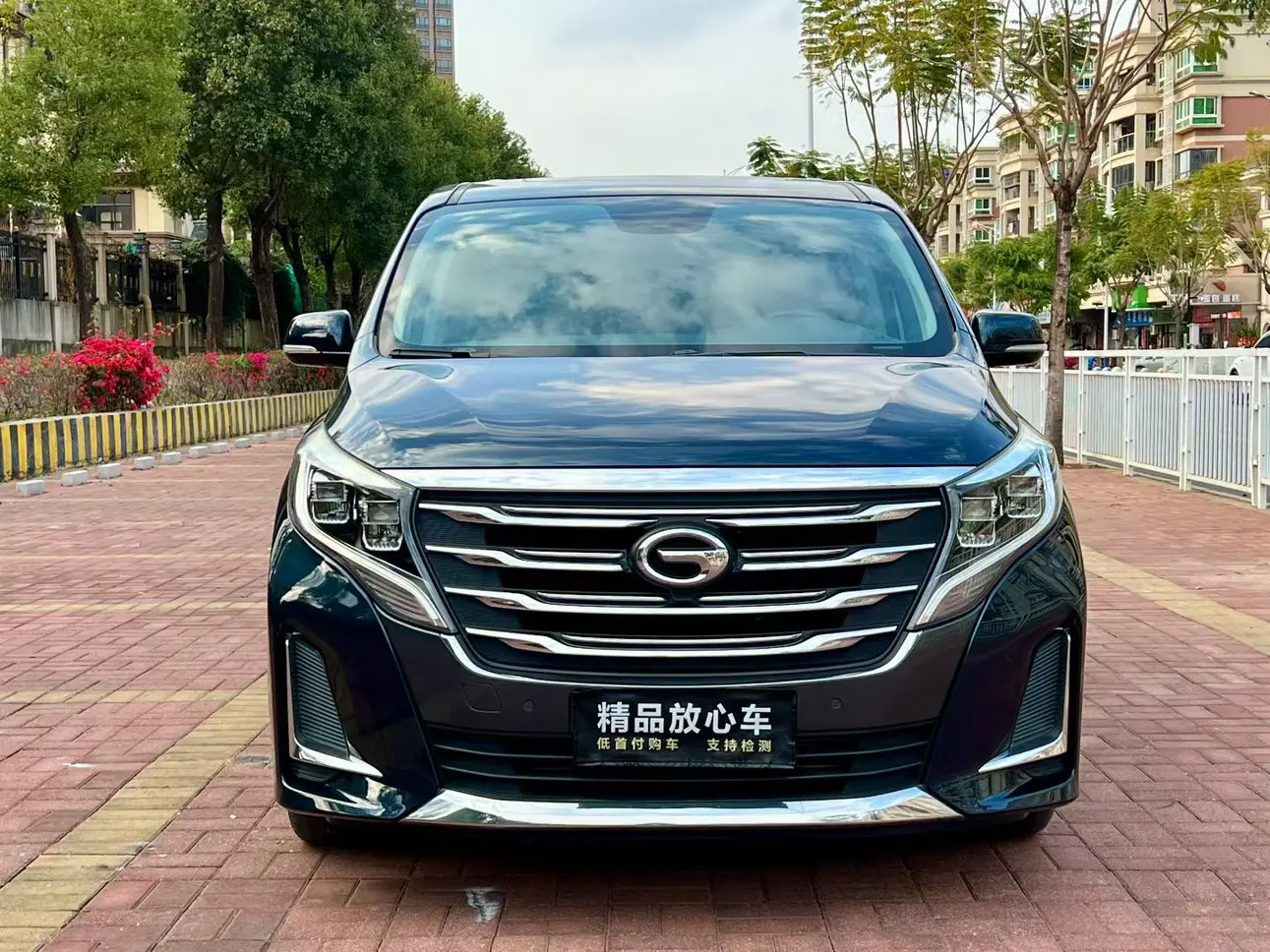 GAC Trumpchi M8  из Китая