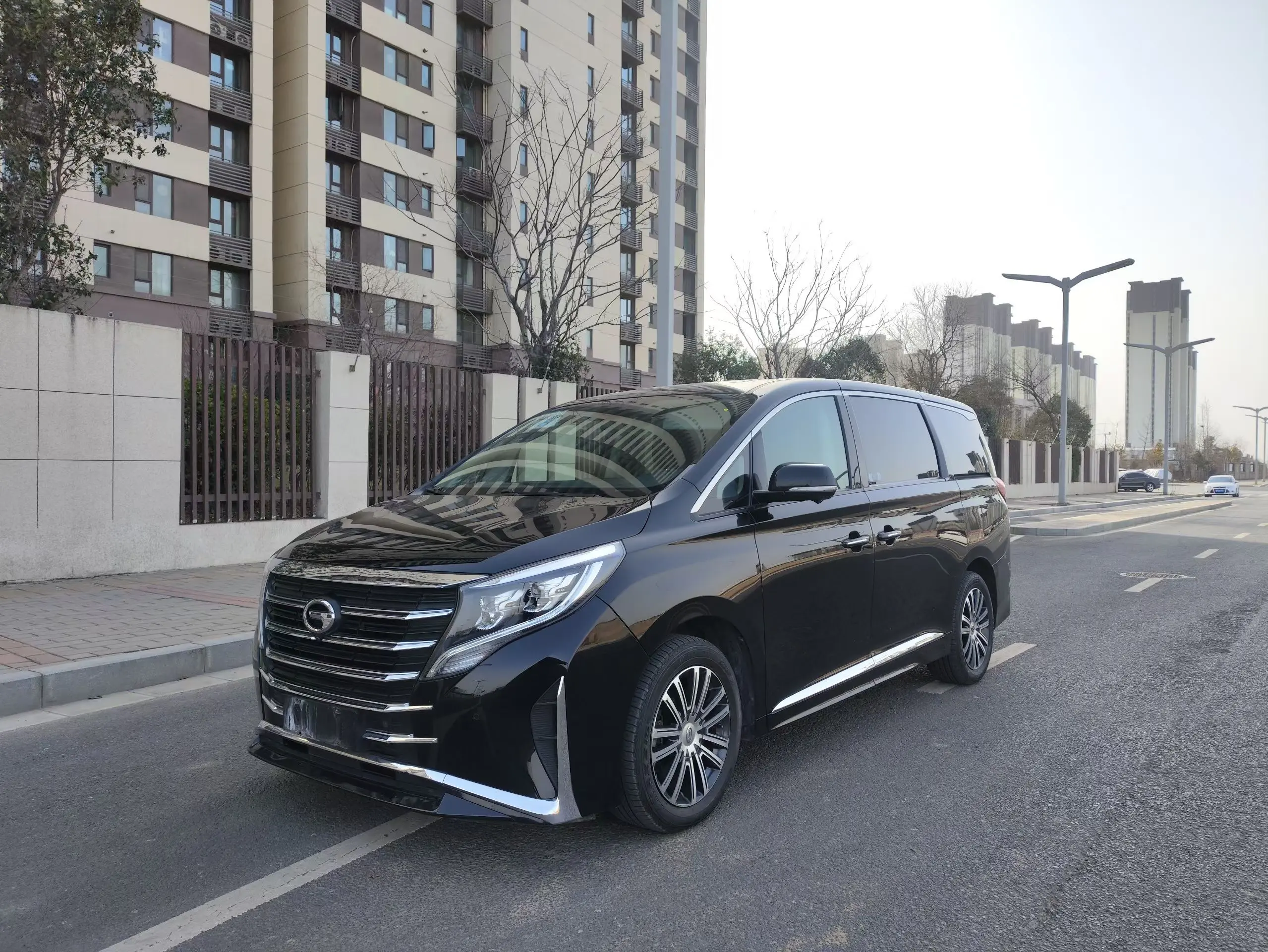 GAC Trumpchi M8  из Китая