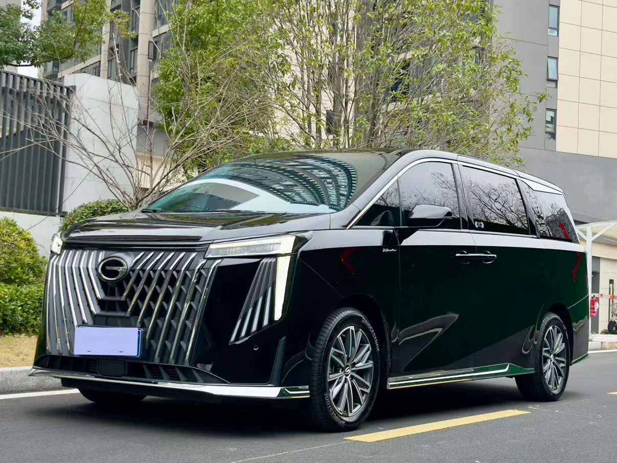 GAC Trumpchi M8  из Китая