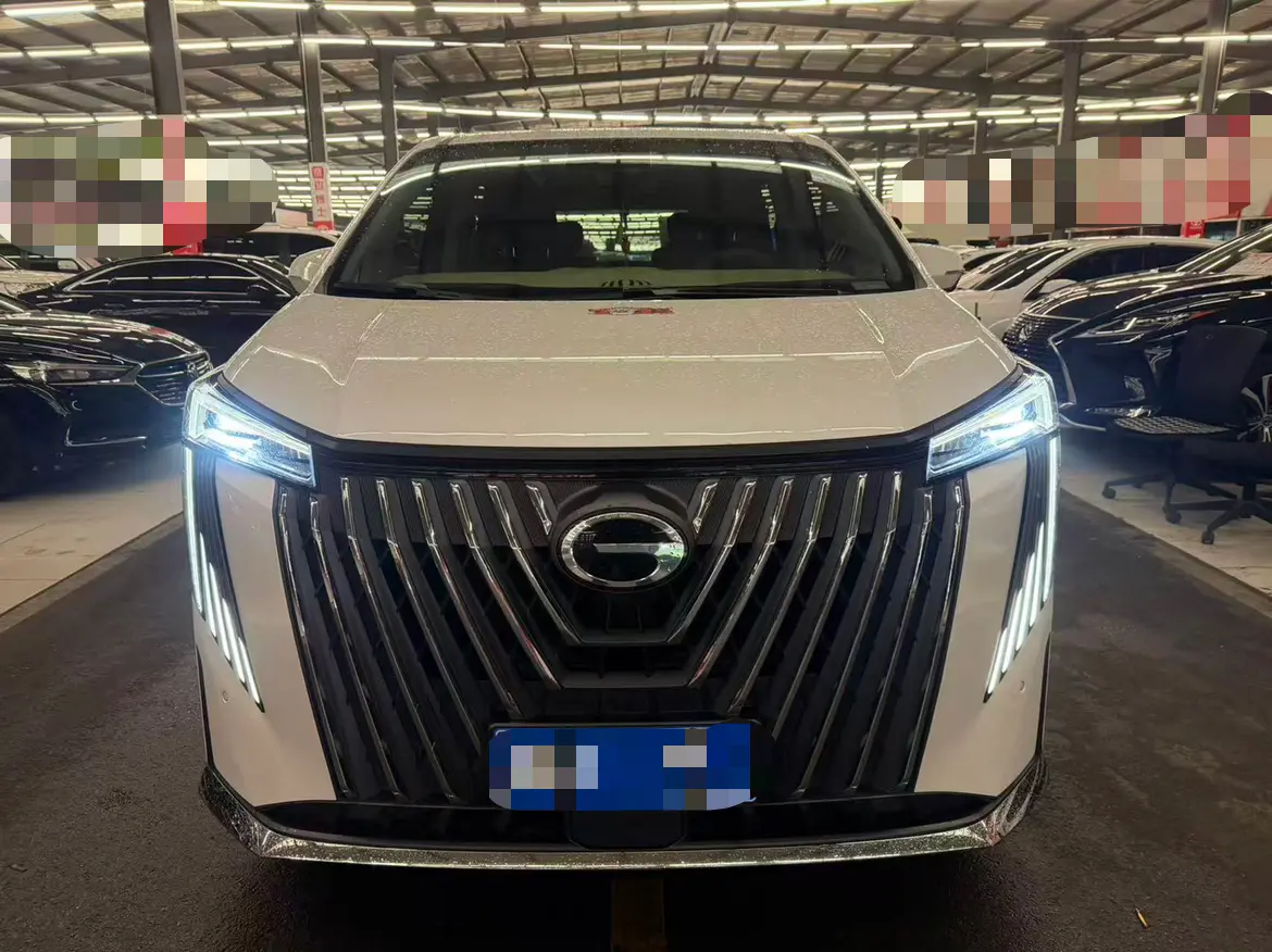 GAC Trumpchi M8  из Китая