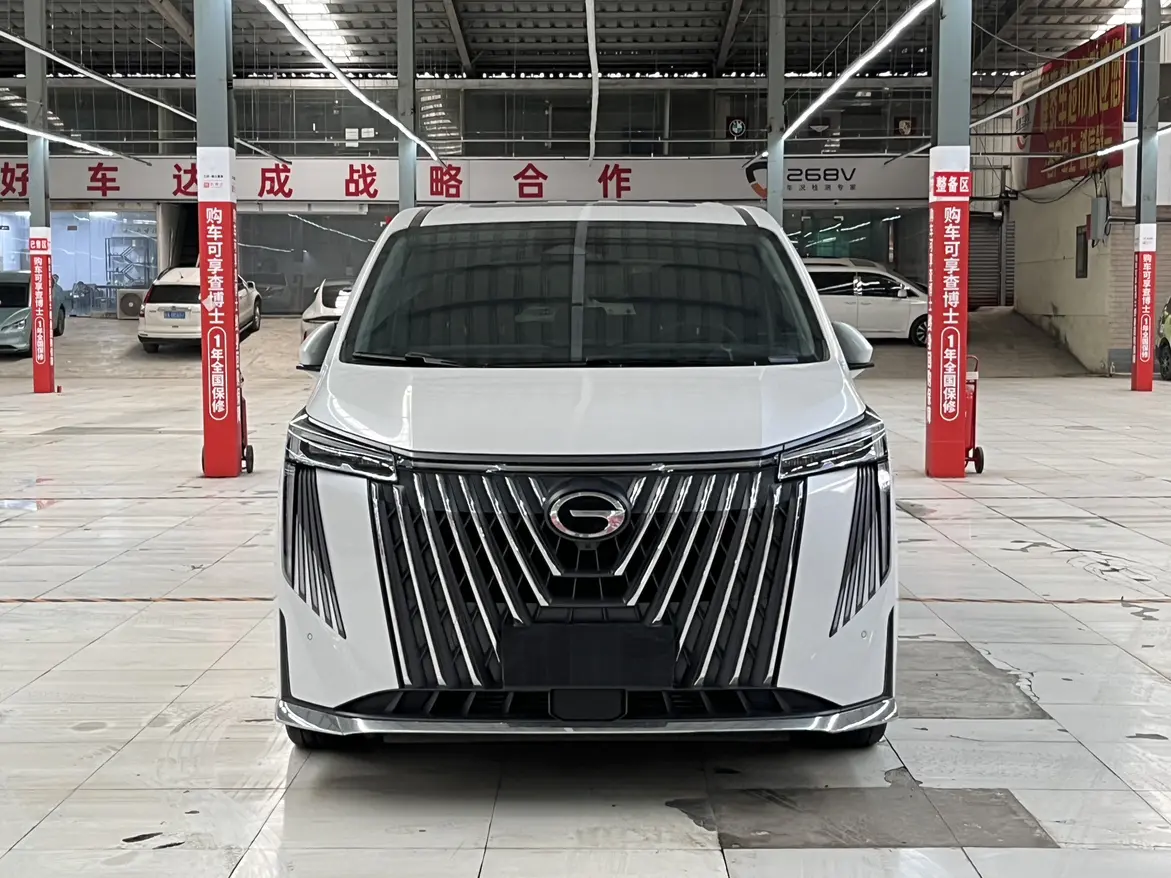 GAC Trumpchi M8  из Китая