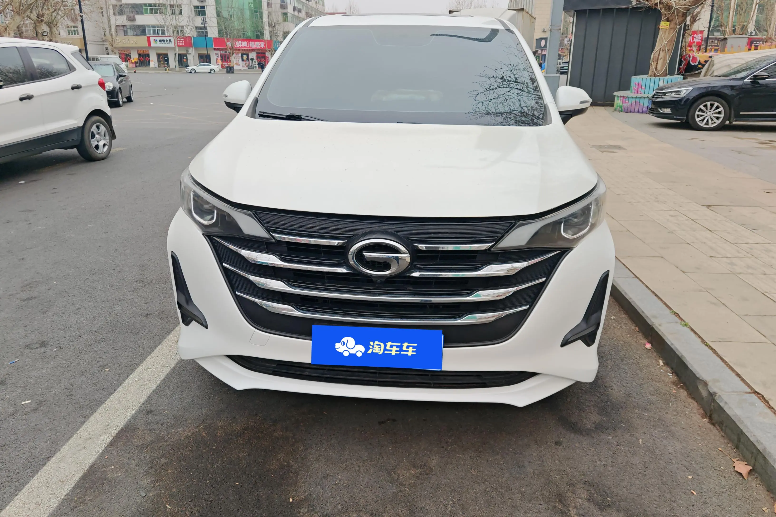 GAC Trumpchi M6  из Китая