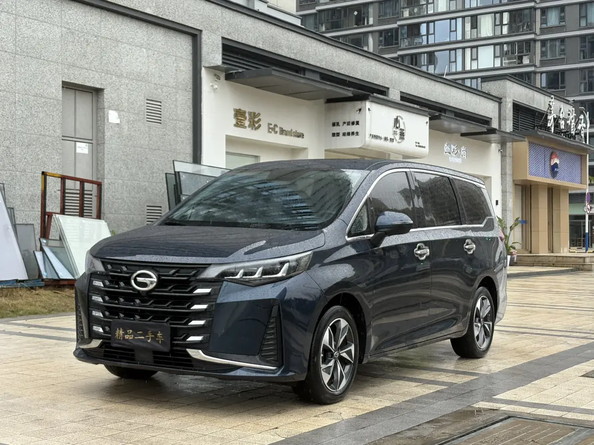 GAC Trumpchi M6  из Китая