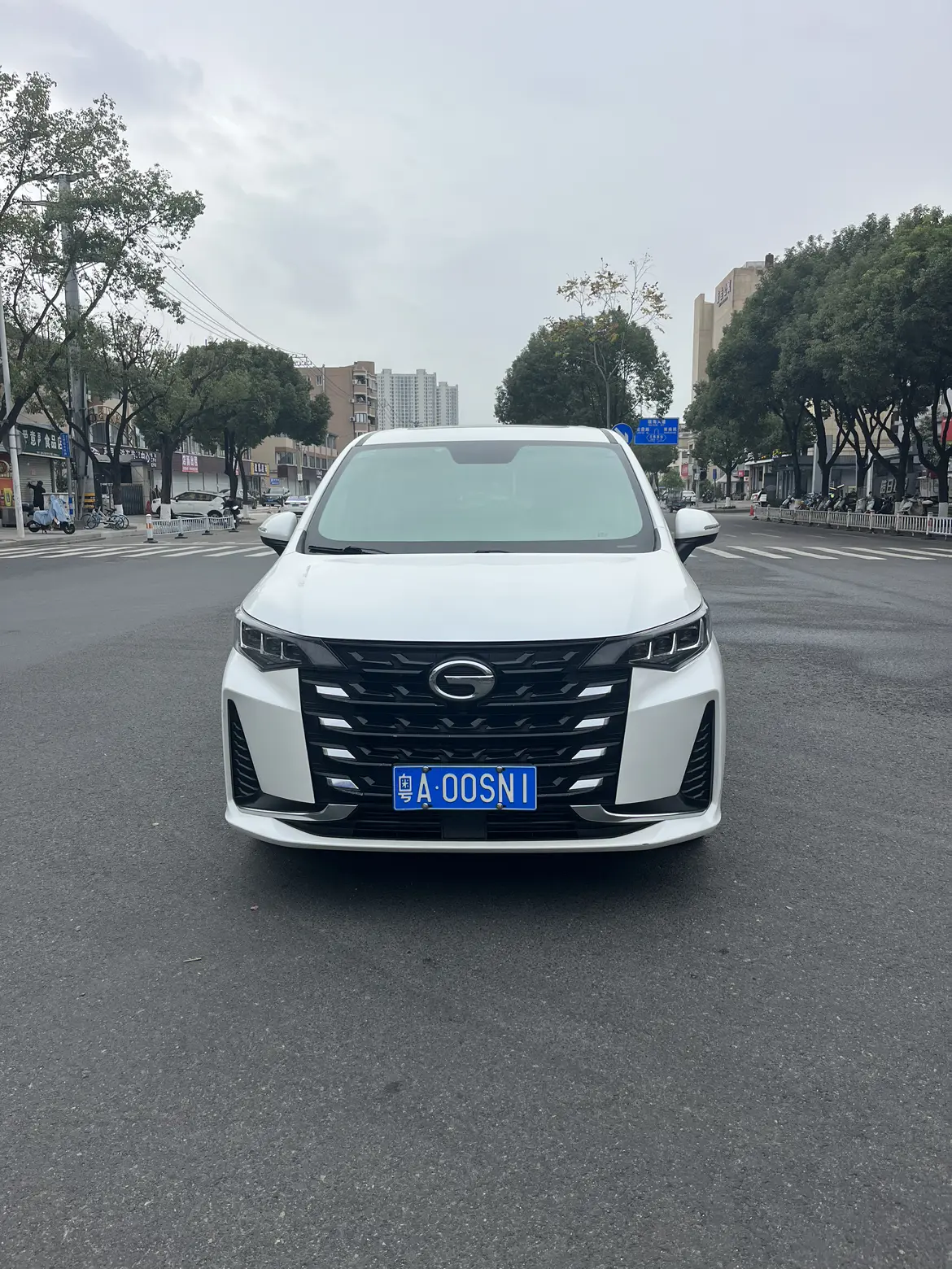 GAC Trumpchi M6  из Китая