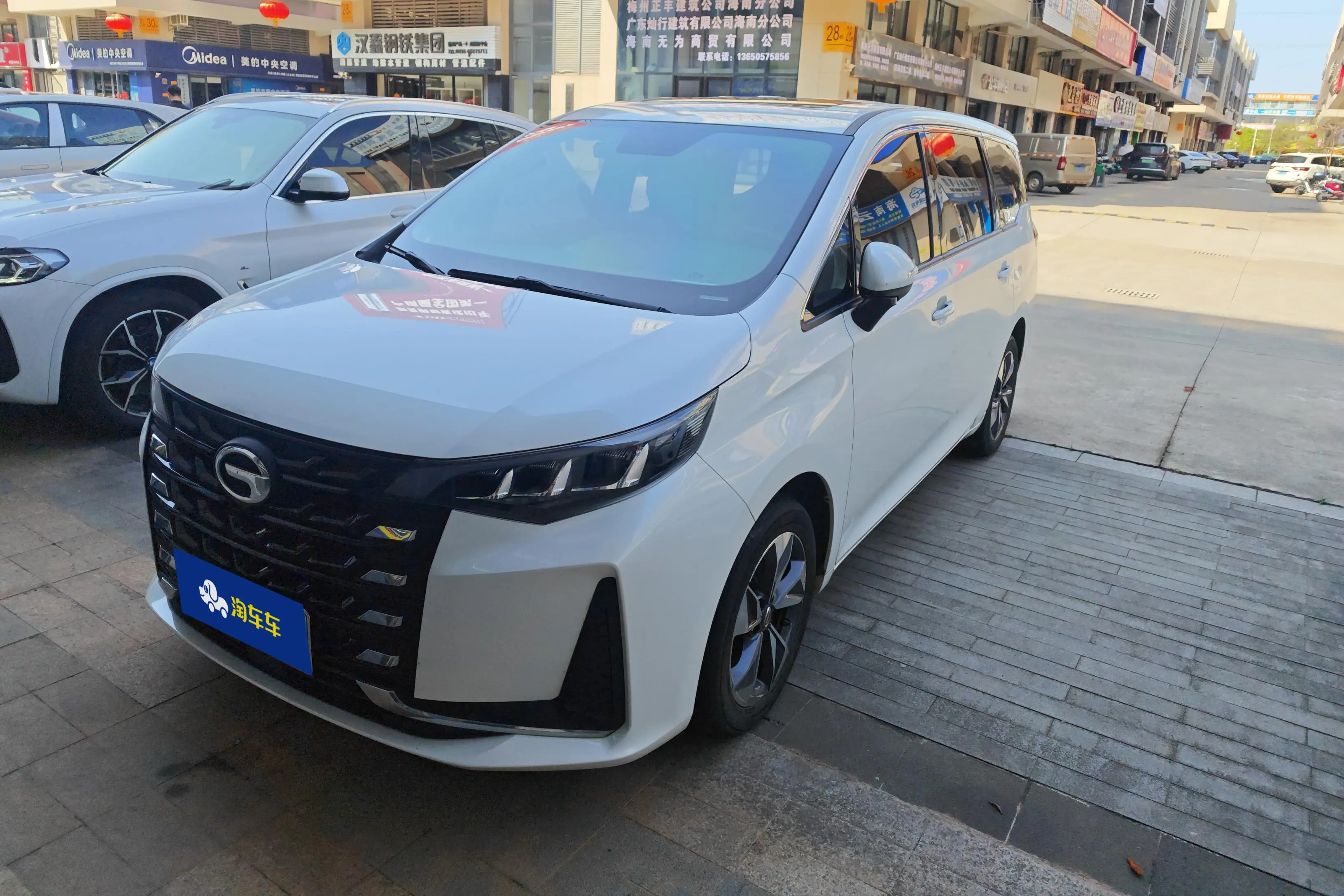 GAC Trumpchi M6  из Китая