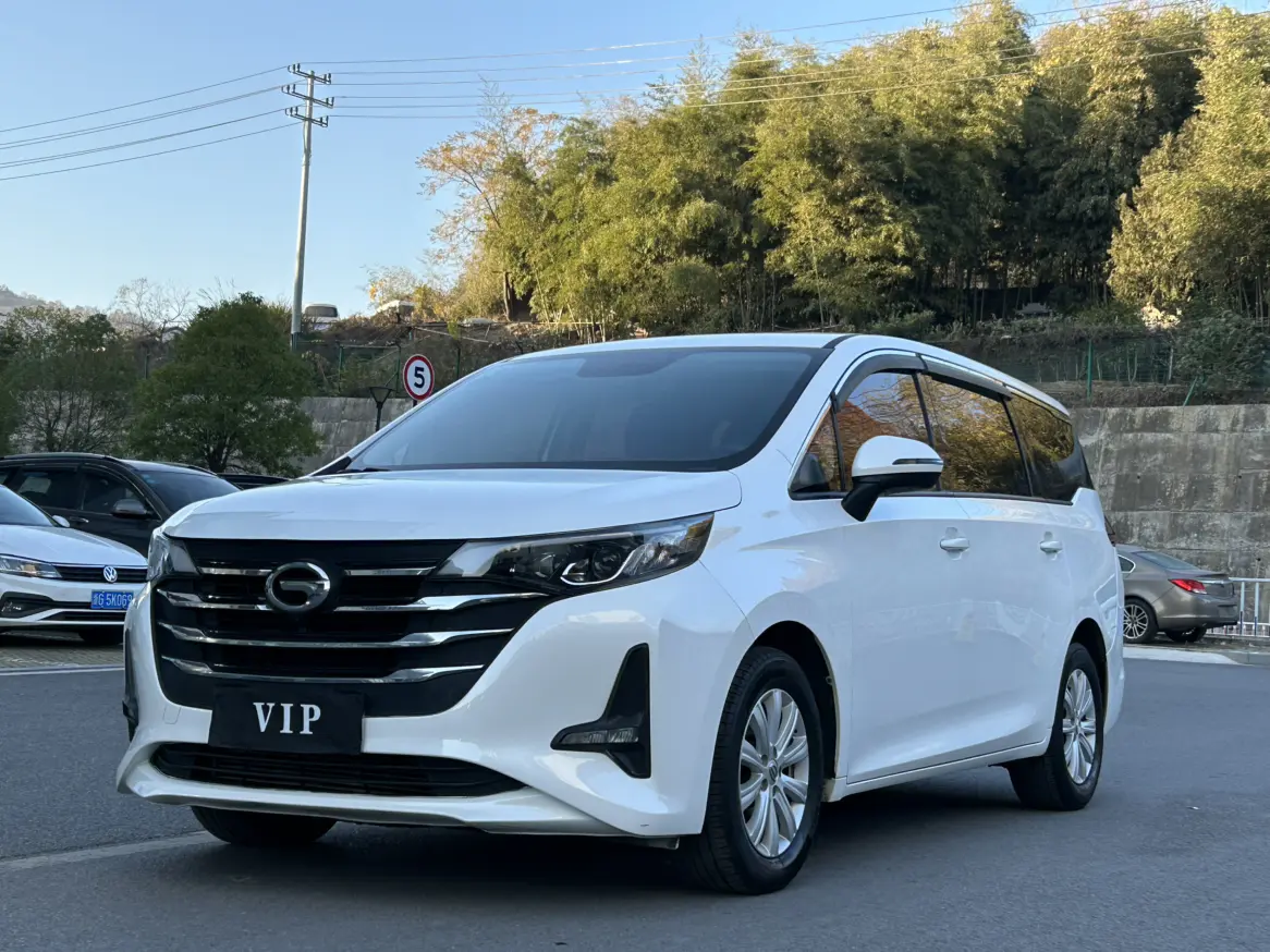 GAC Trumpchi M6  из Китая