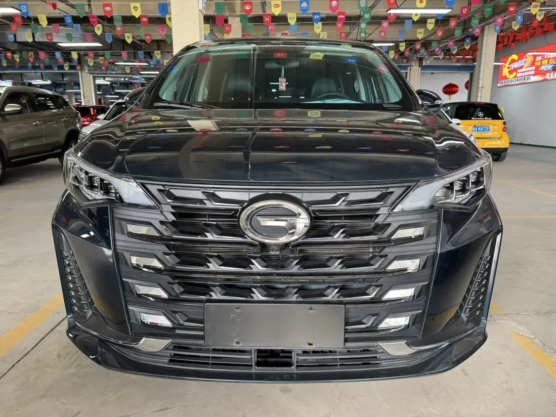 GAC Trumpchi M6  из Китая