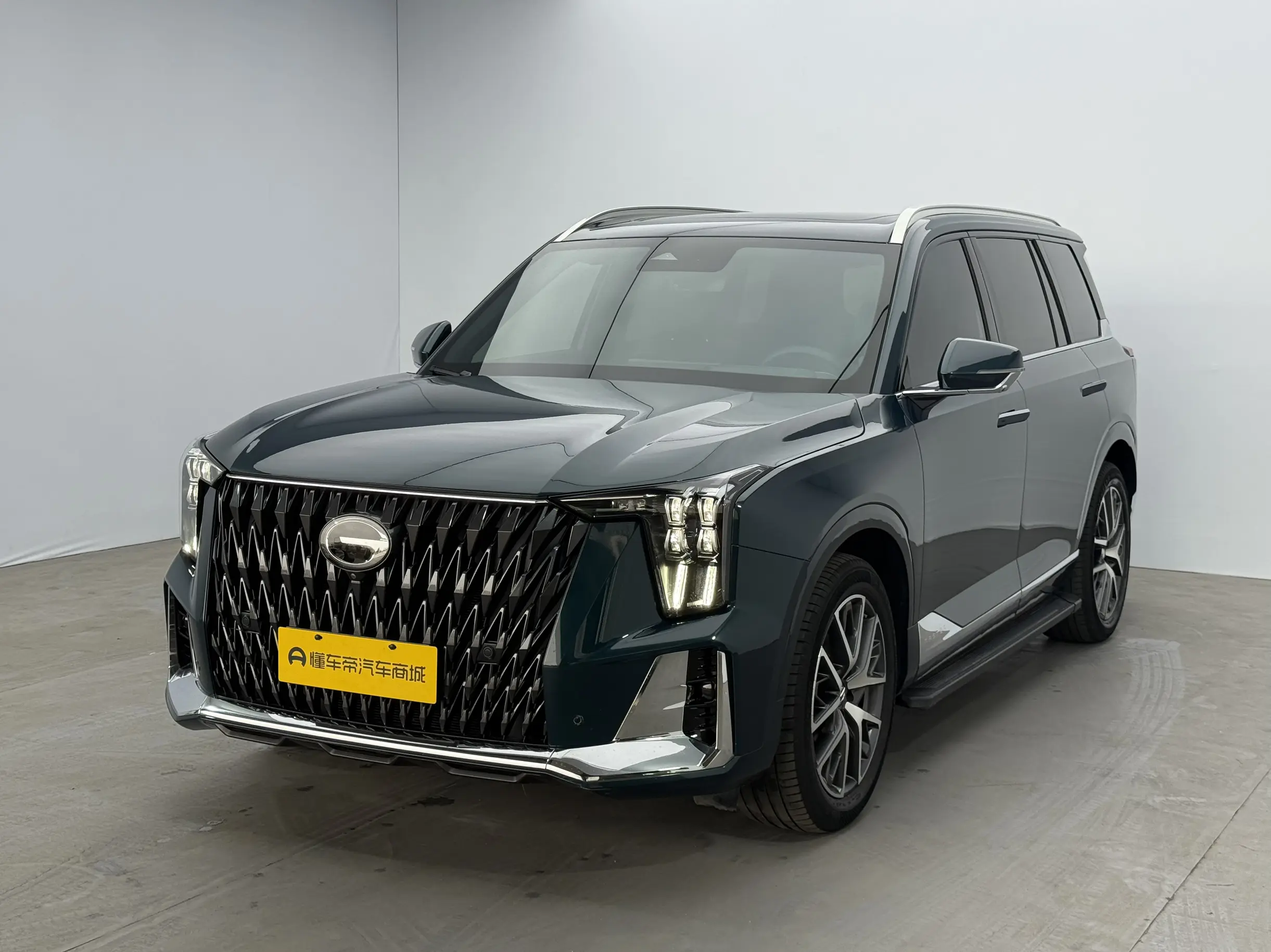 GAC Trumpchi GS8  из Китая