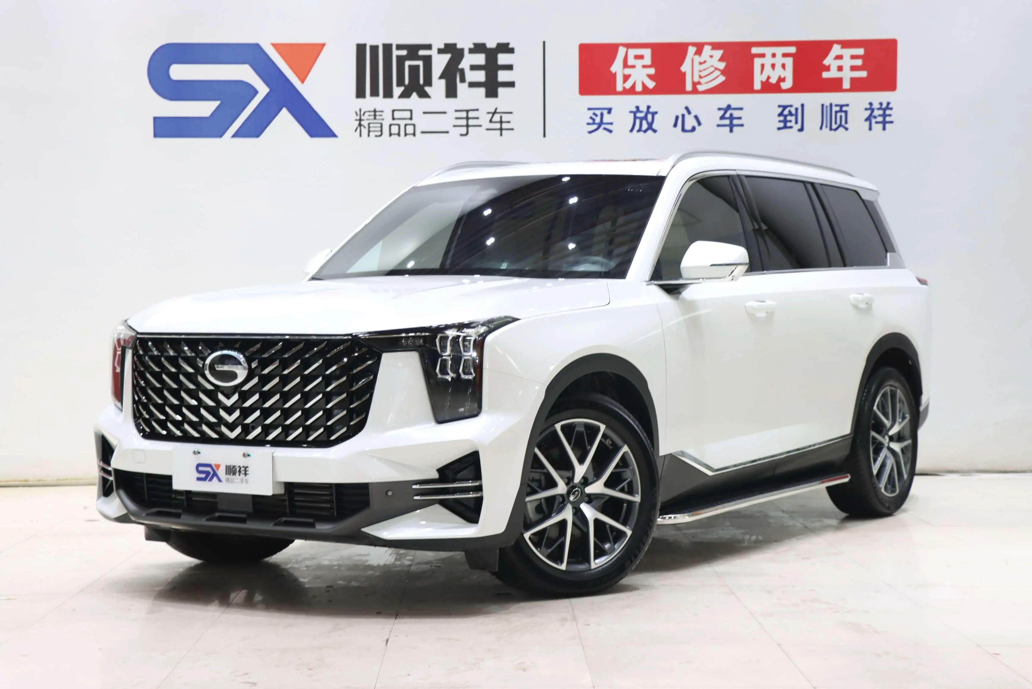 GAC Trumpchi GS8  из Китая