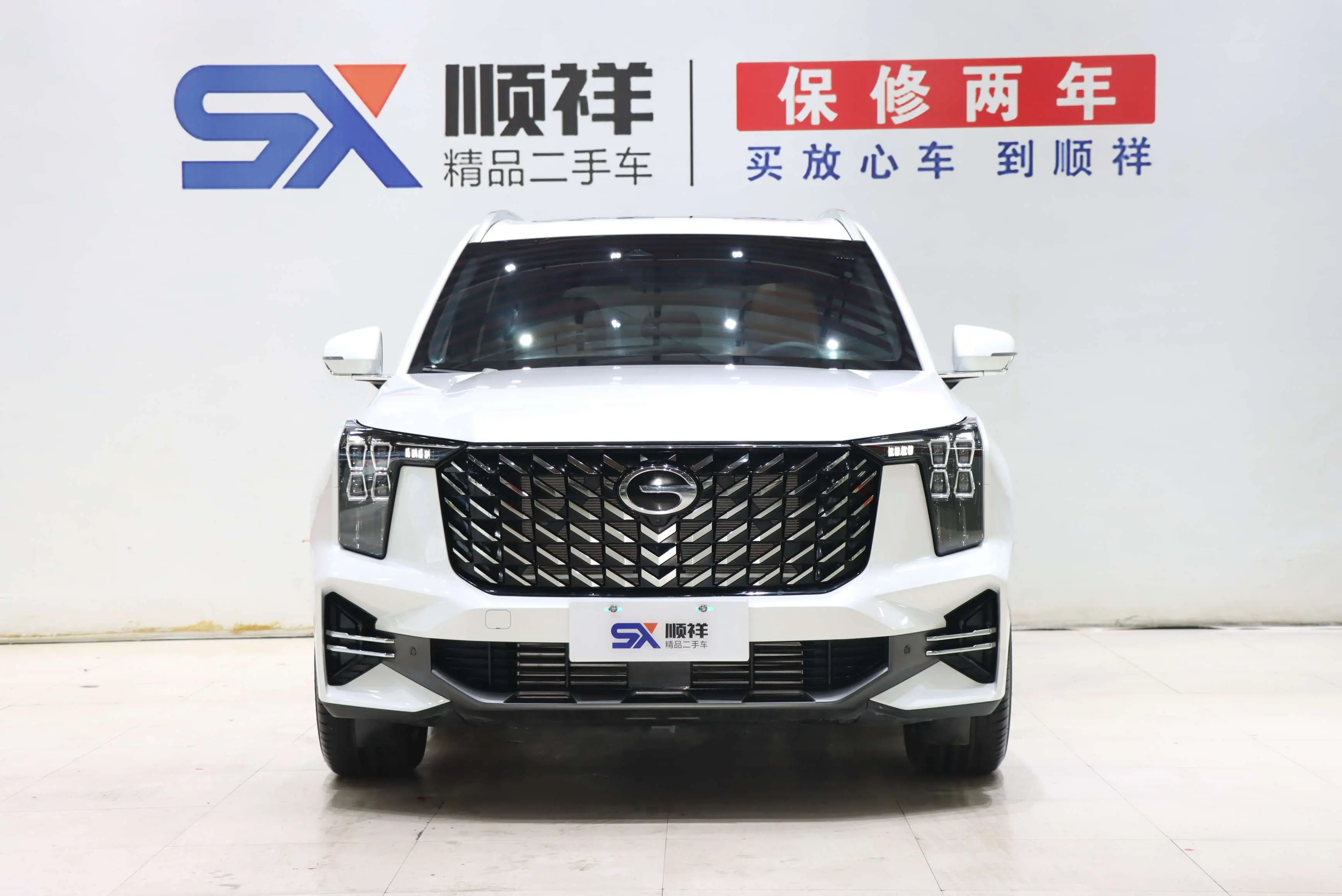 GAC Trumpchi GS8  из Китая