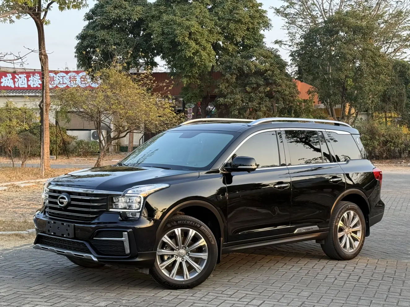 GAC Trumpchi GS8  из Китая