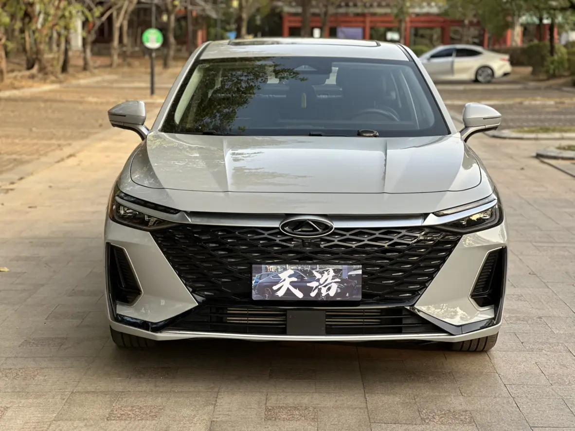 Chery Arrizo 8  из Китая