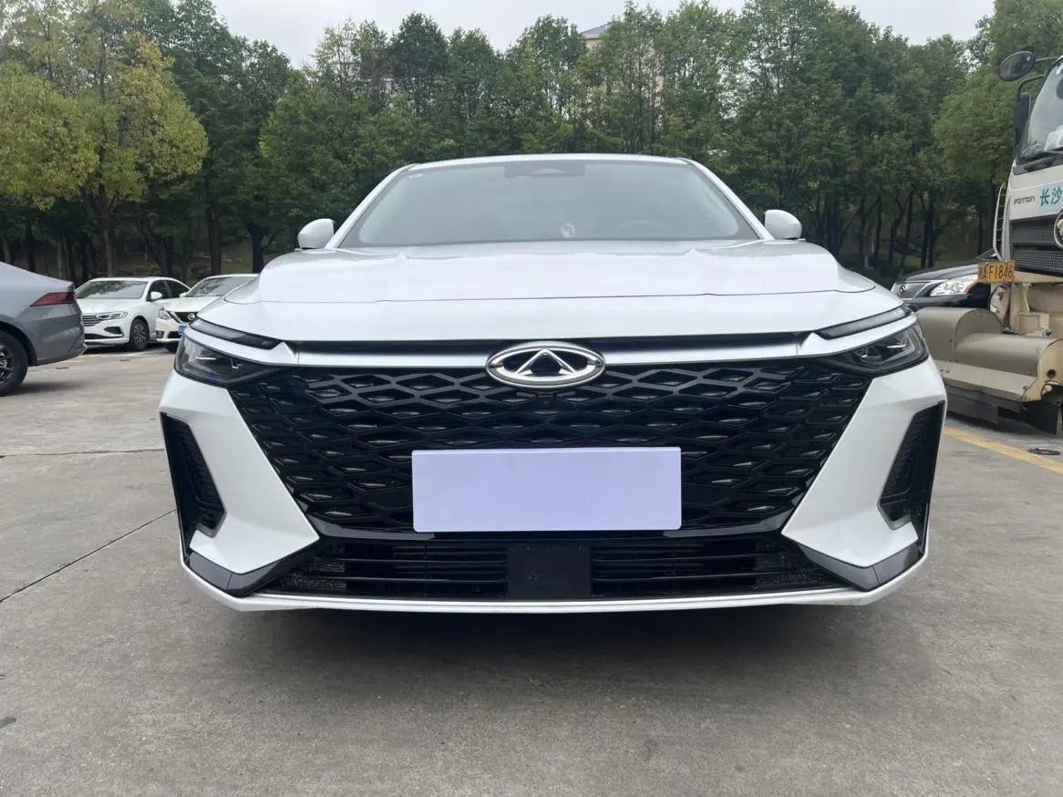 Chery Arrizo 8  из Китая